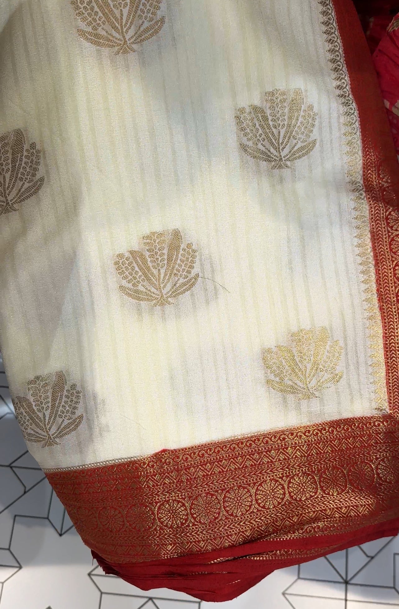 SEMI BANARASI SAREES - IHA 19682