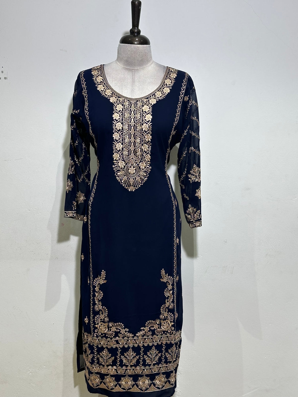 OFFER SALES READY TO WEAR SETS  -  IHA 35622