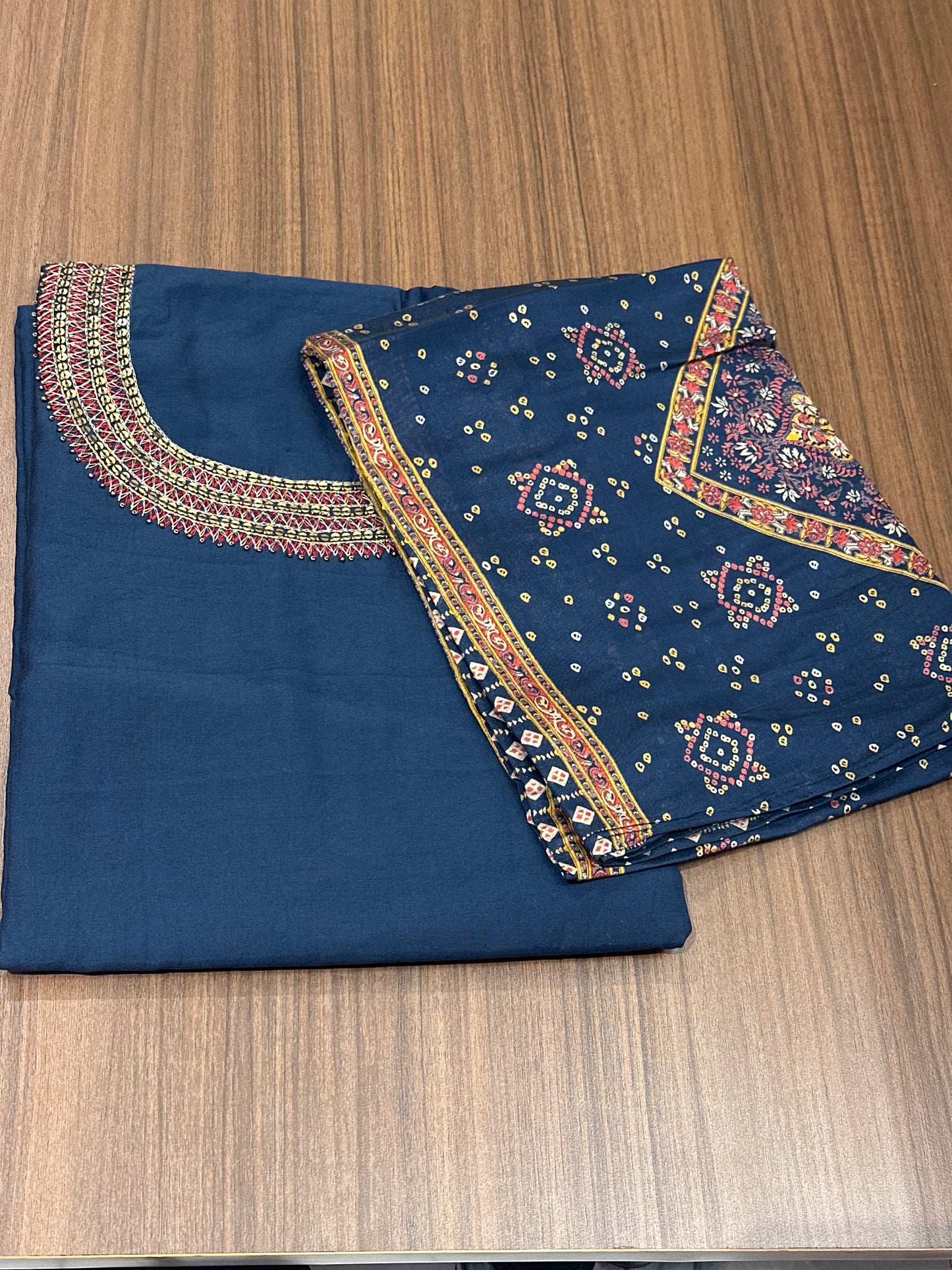 OFFER SALES UNSTITCHED SALWAR SUITS -  IHA 33733