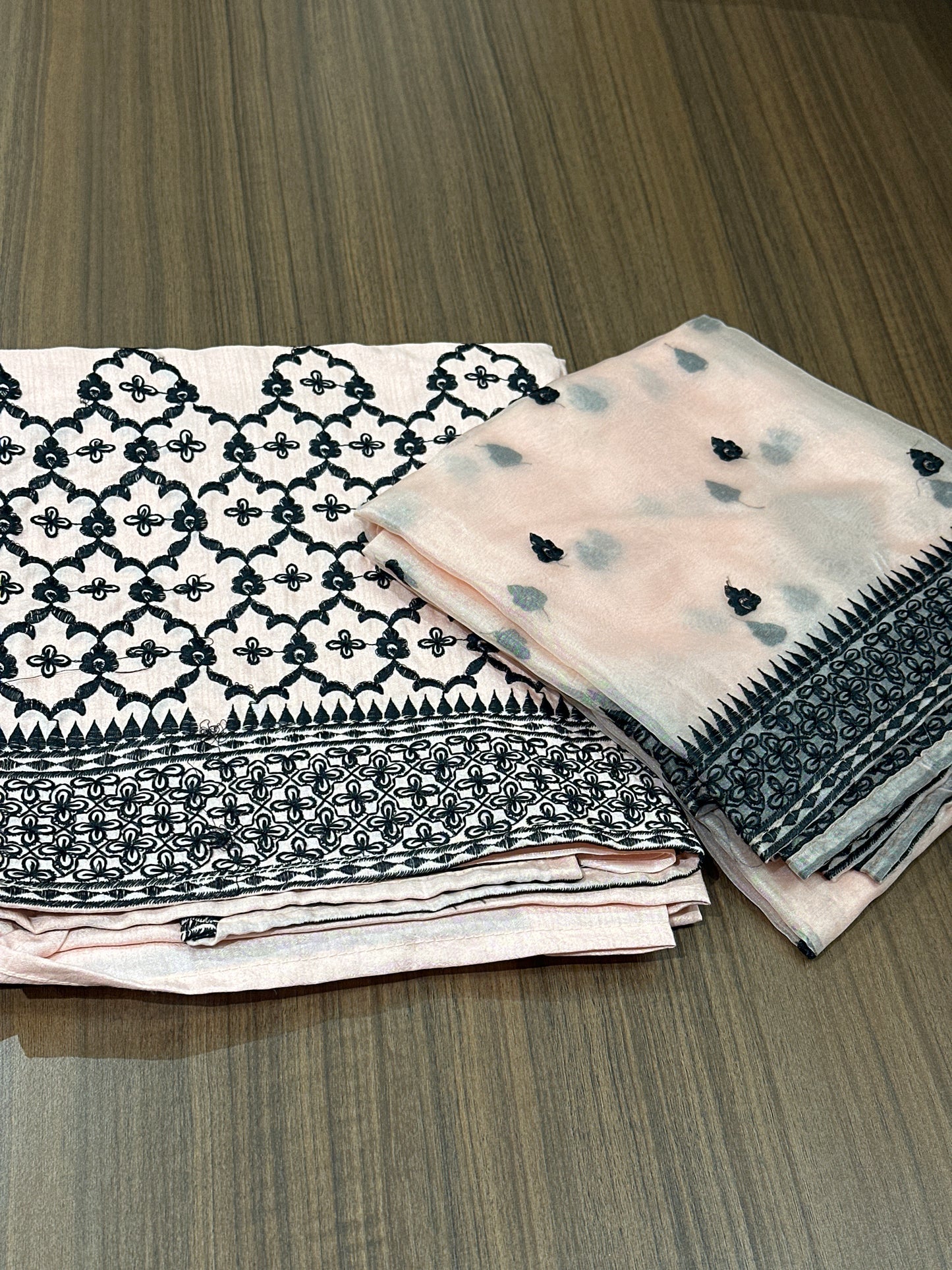 OFFER SALES UNSTITCHED SALWAR SUITS -  IHA 34051