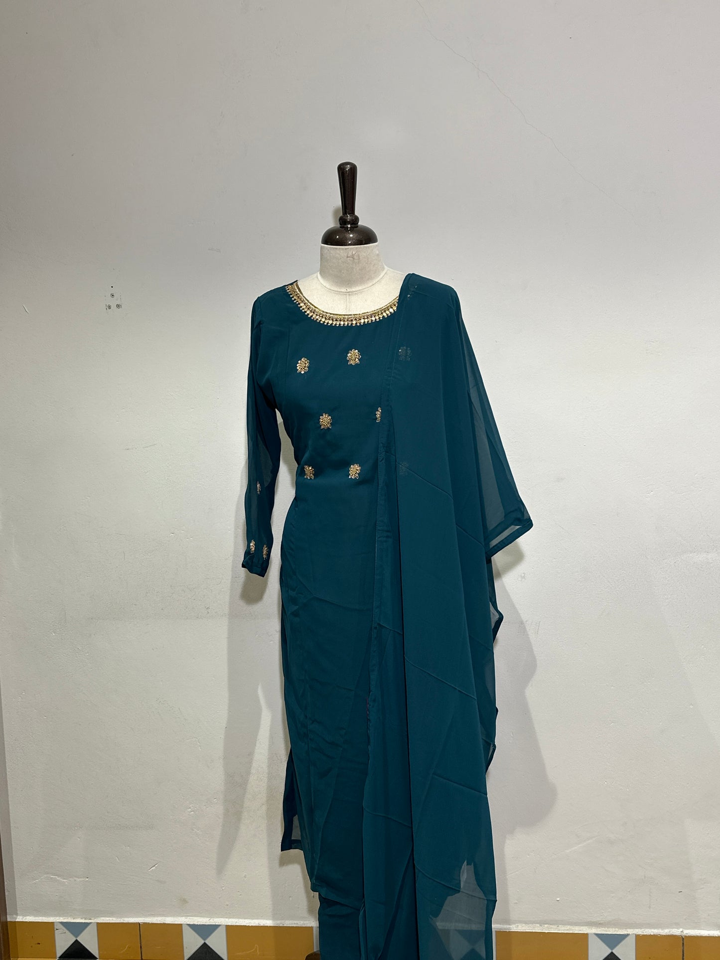 OFFER SALES TOP AND  BOTTOM  -  IHA 34290