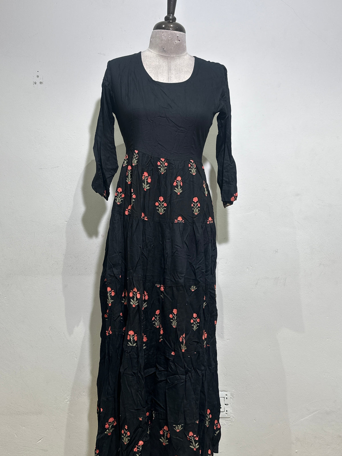 OFFER SALES TOP'S -  IHA 35680