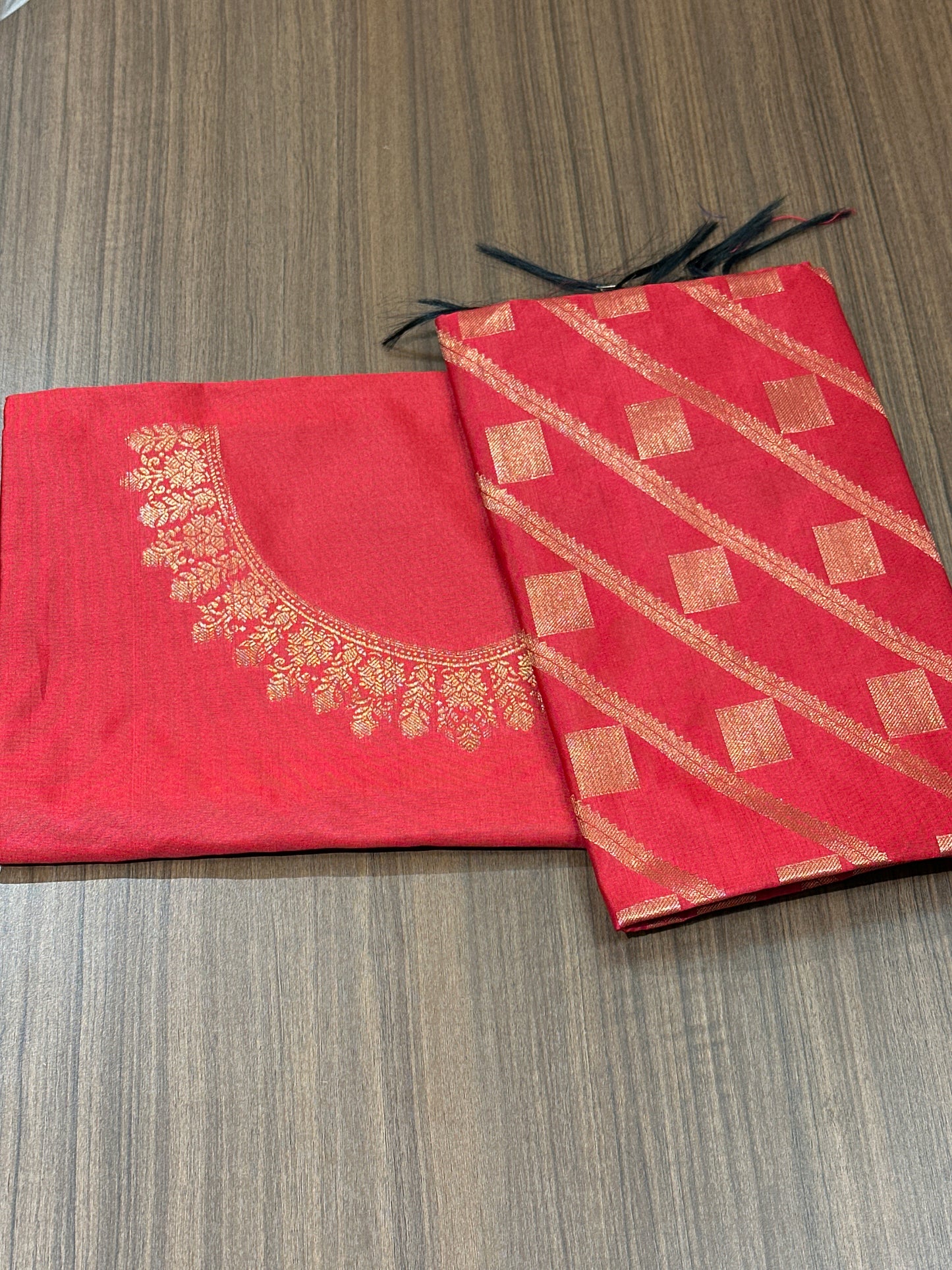 OFFER SALES UNSTITCHED SALWAR SUITS -  IHA 33708