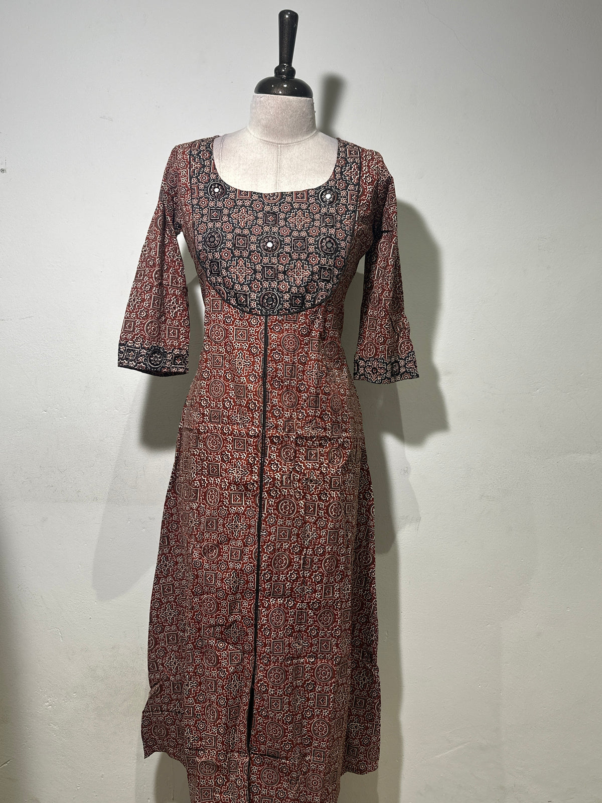 OFFER SALES TOP'S - IHA 35231