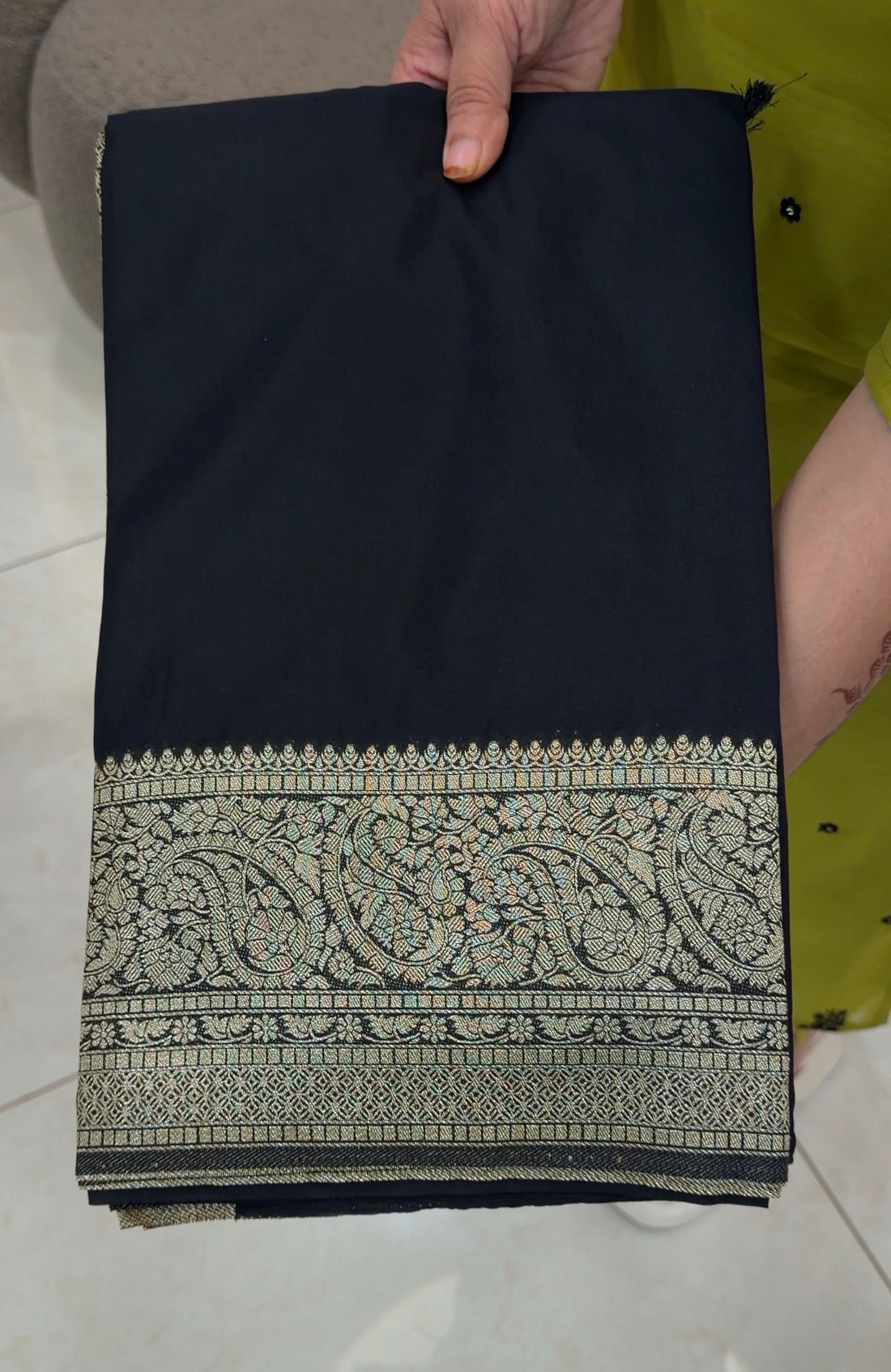 SEMI BANARASI SAREES - IHA 33127