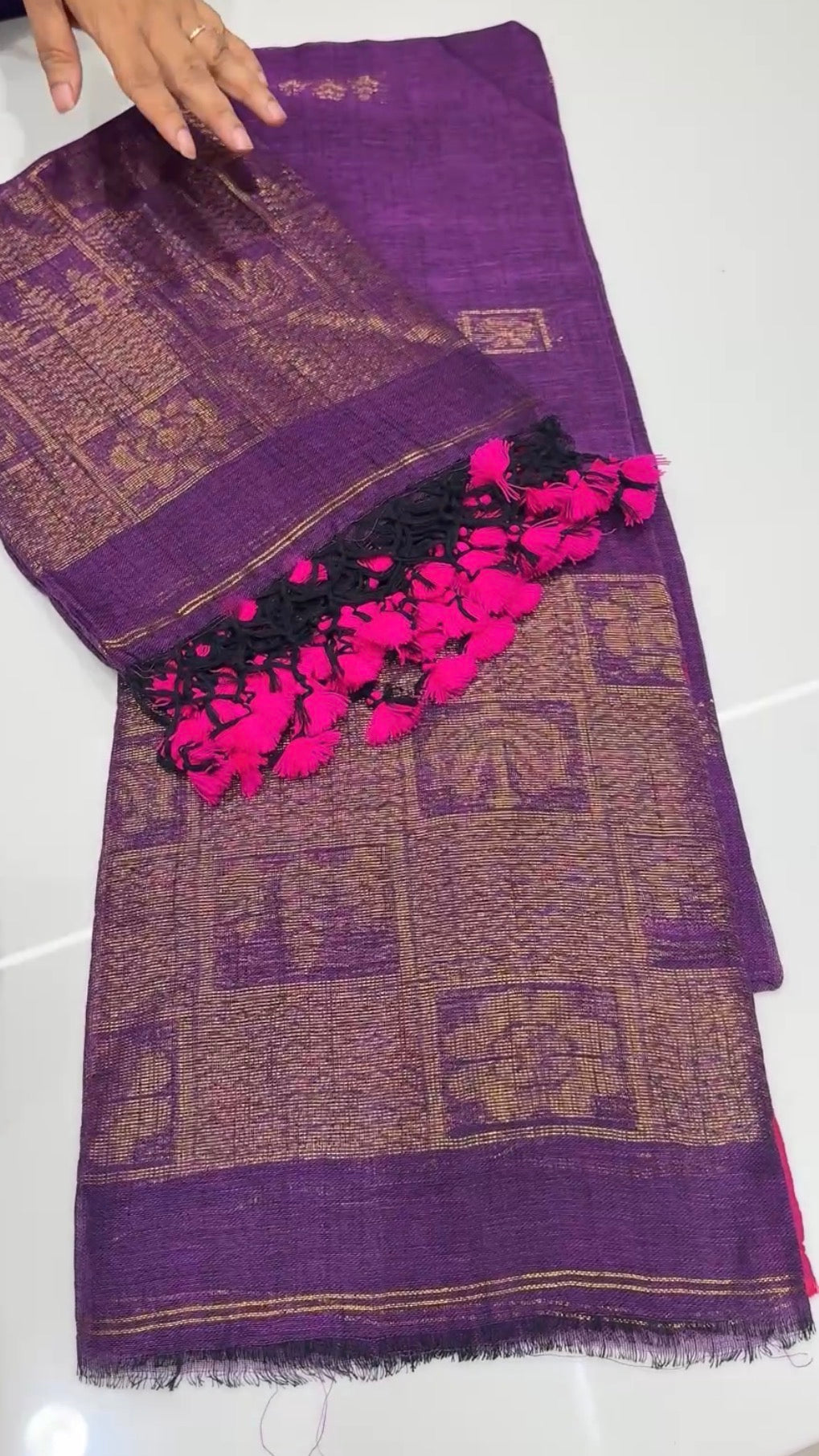 HANDLOOM LINEN TOP AND DUPATTA MATERIAL - IHA 35425