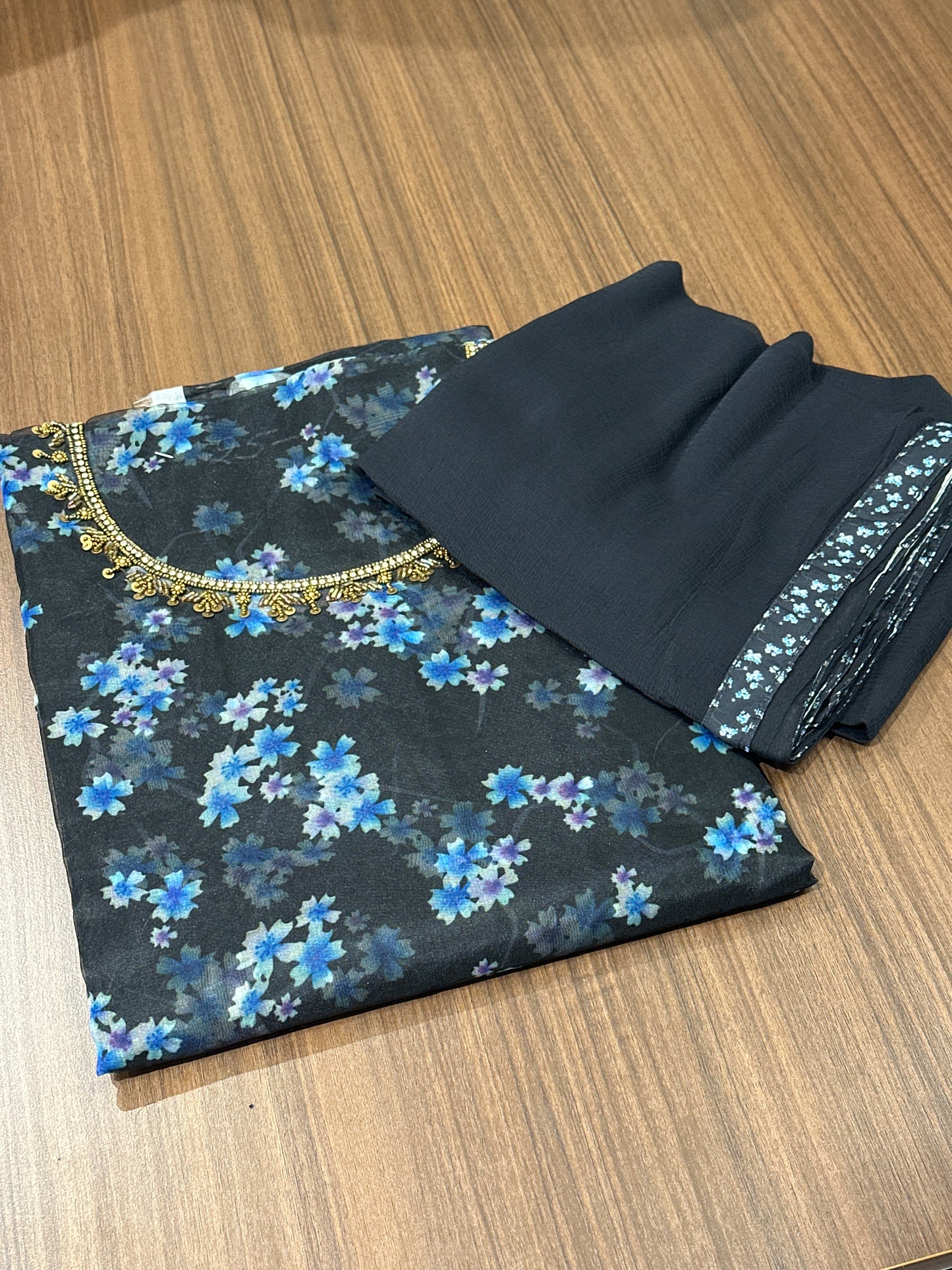OFFER SALES UNSTITCHED SALWAR SUITS -  IHA 33824
