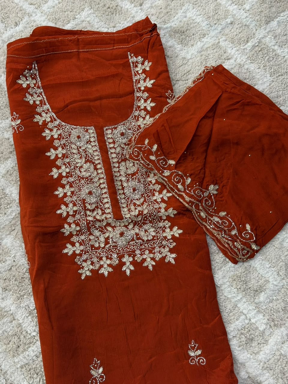 HANDWORKED UNSTITCHED ALWAR SUTS - IHA 36041