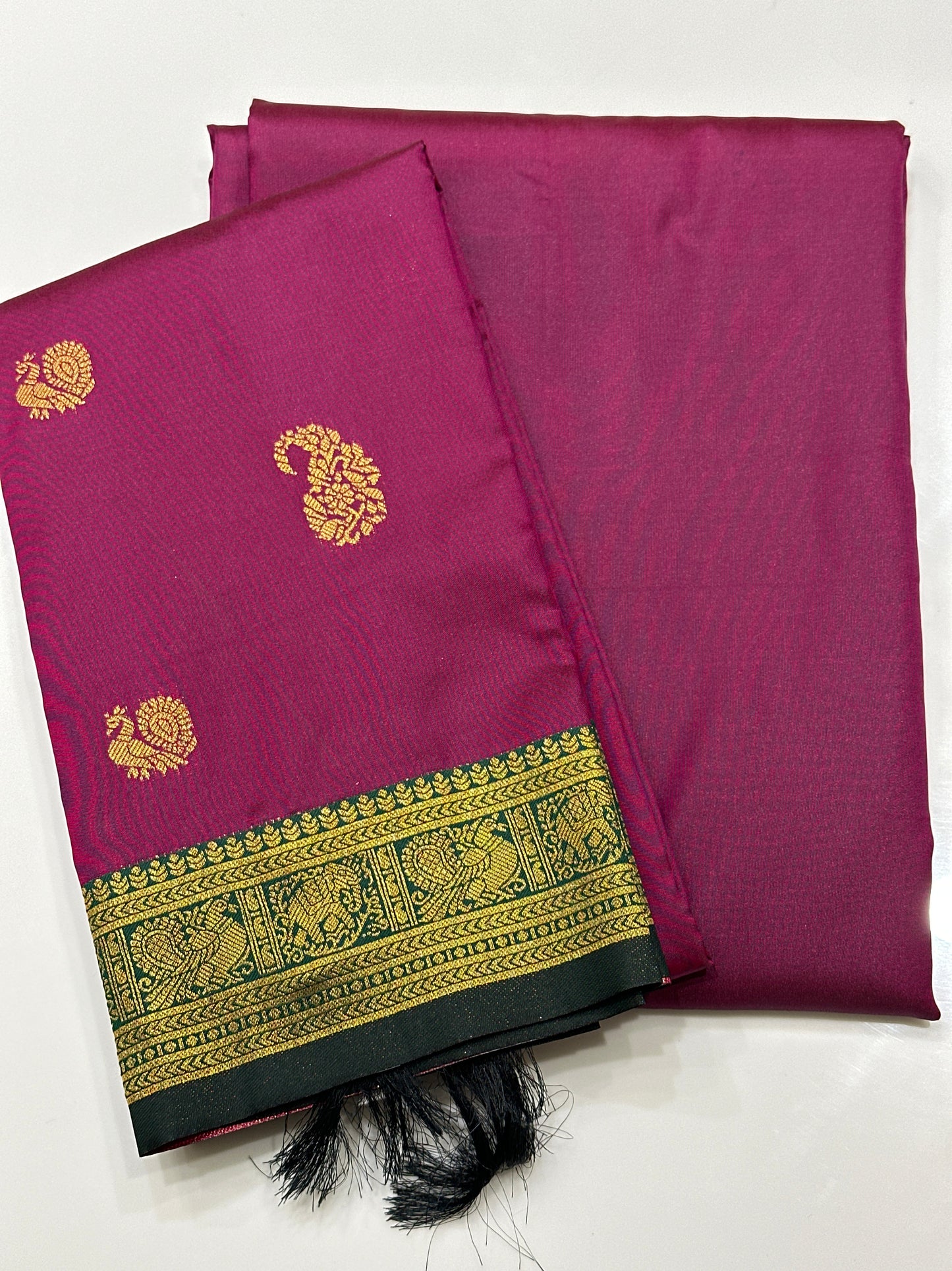 OFFER SALES UNSTITCHED SALWAR SUITS -  IHA 33704