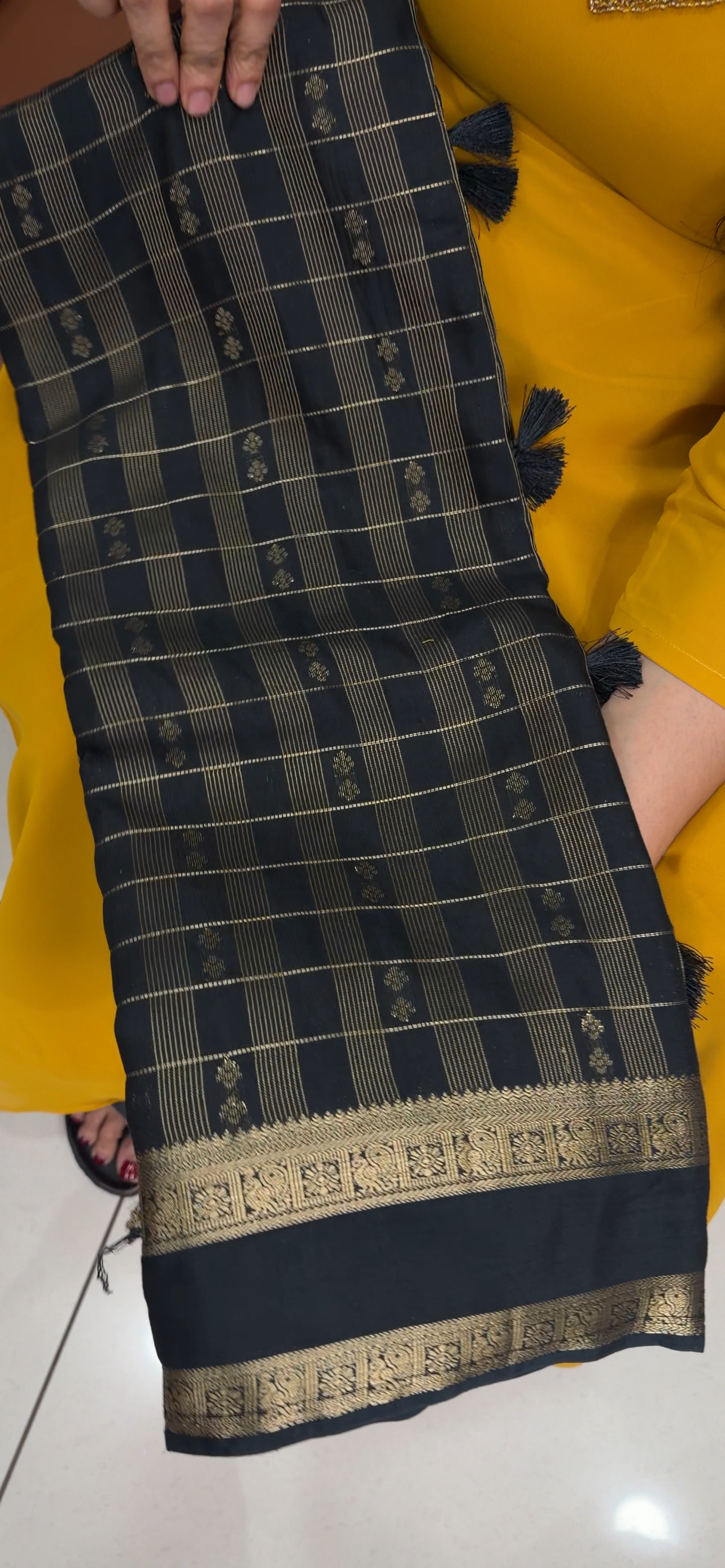 SILK BANARAIS SAREES - IHA 33946