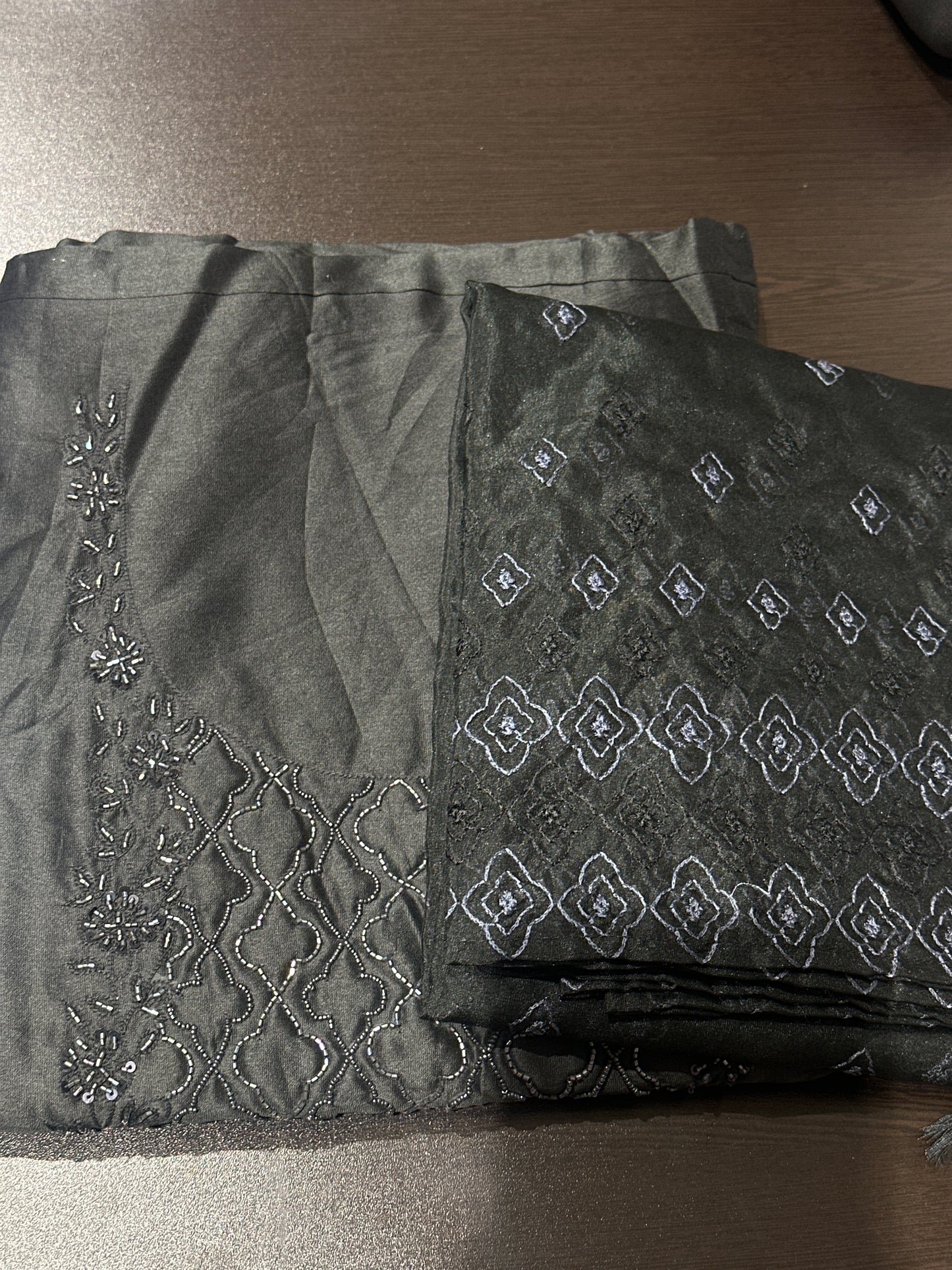 OFFER SALES UNSTITCHED SALWAR SUITS -  IHA 34098
