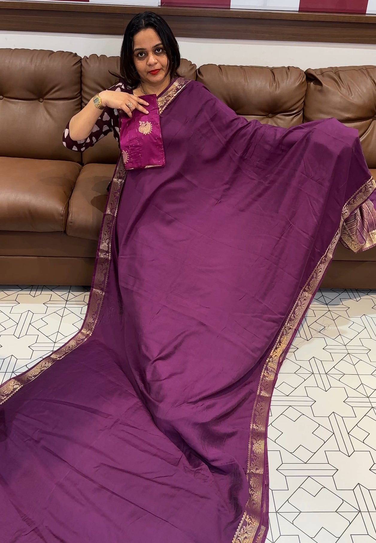 SEMI BANARASI SAREE - IHA 16337