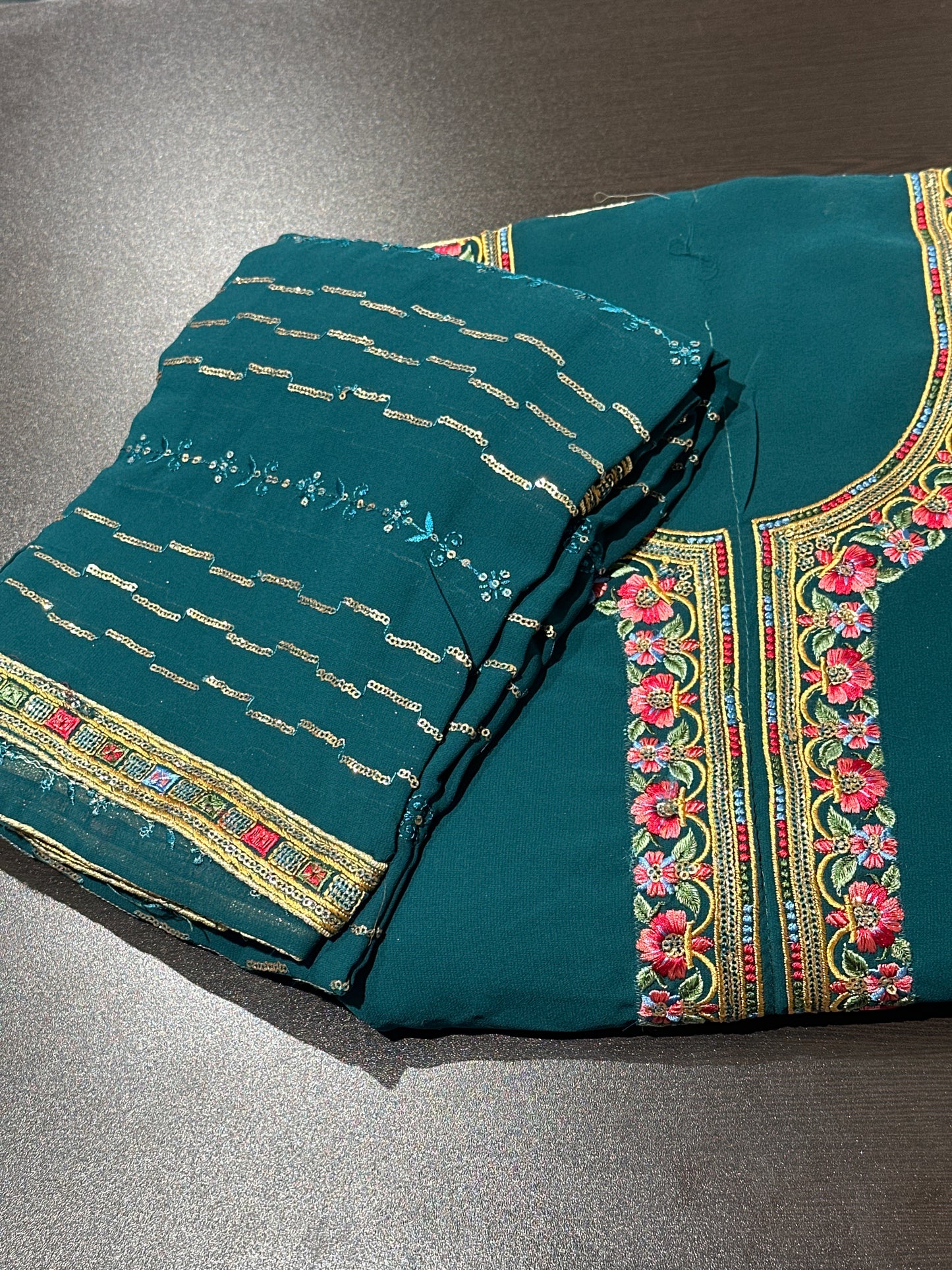 OFFER SALES UNSTITCHED SALWAR SUITS -  IHA 34220