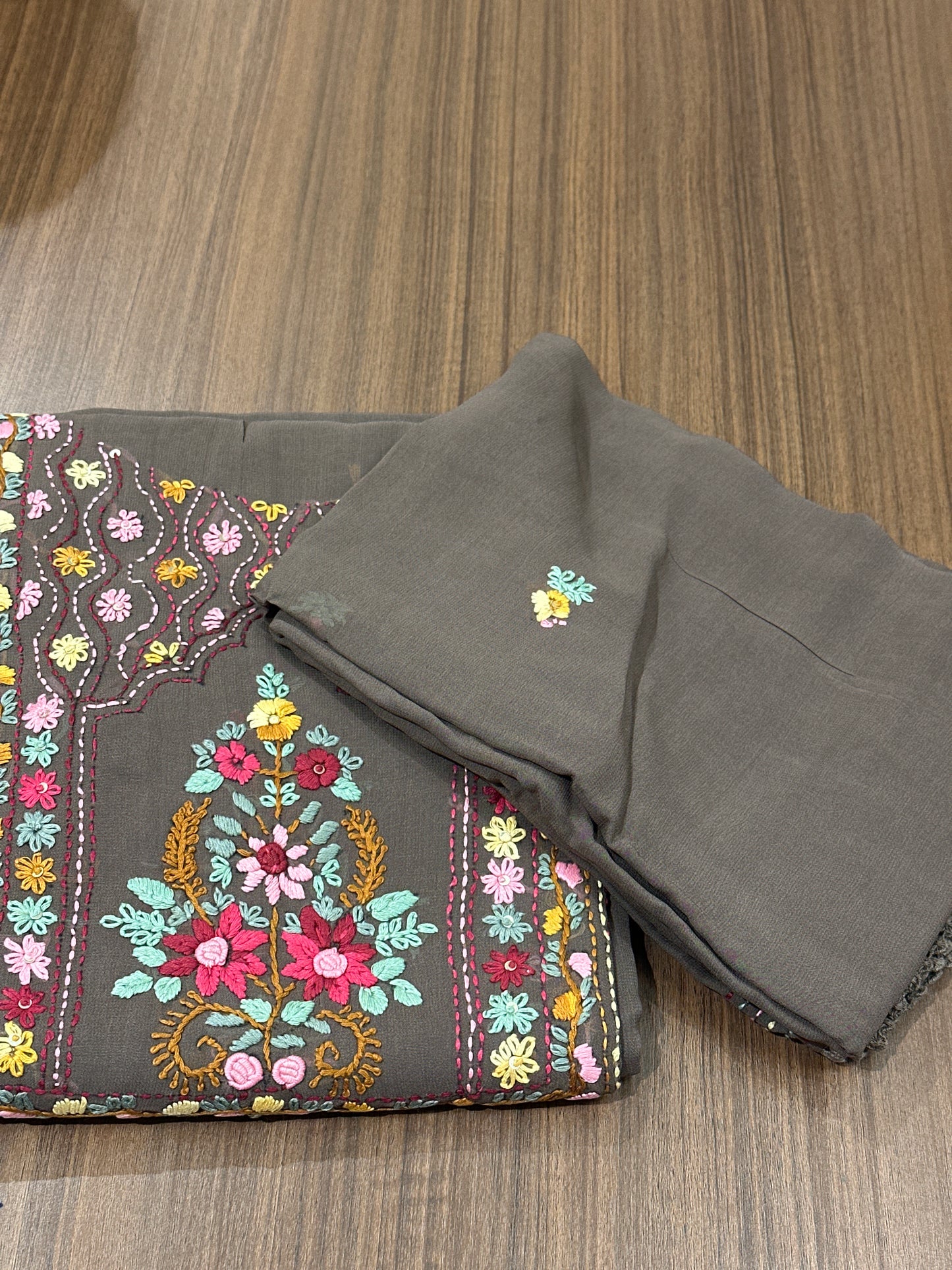 OFFER SALES UNSTITCHED SALWAR SUITS -  IHA 34050