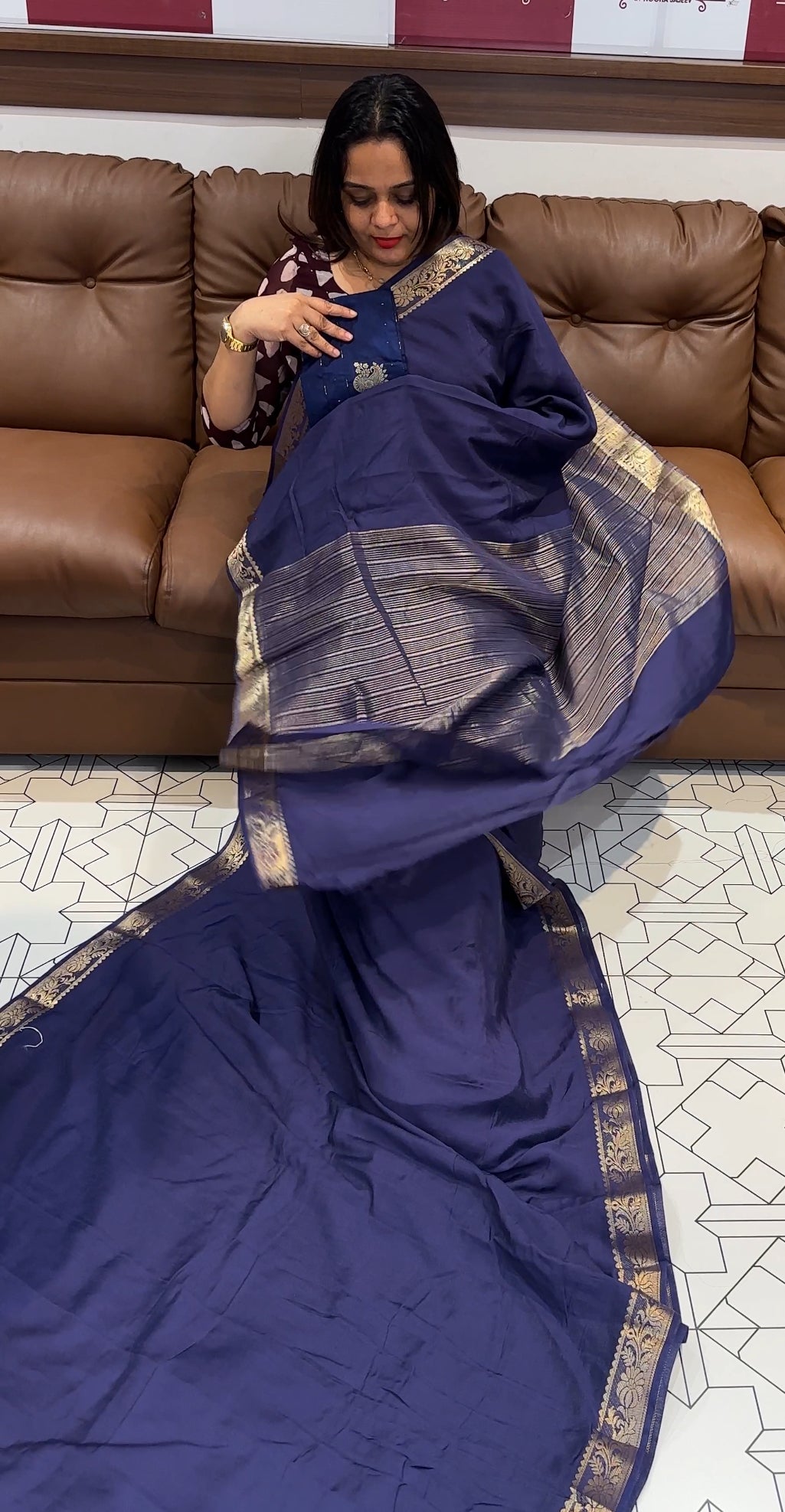 SEMI BANARASI SAREE - IHA 16337