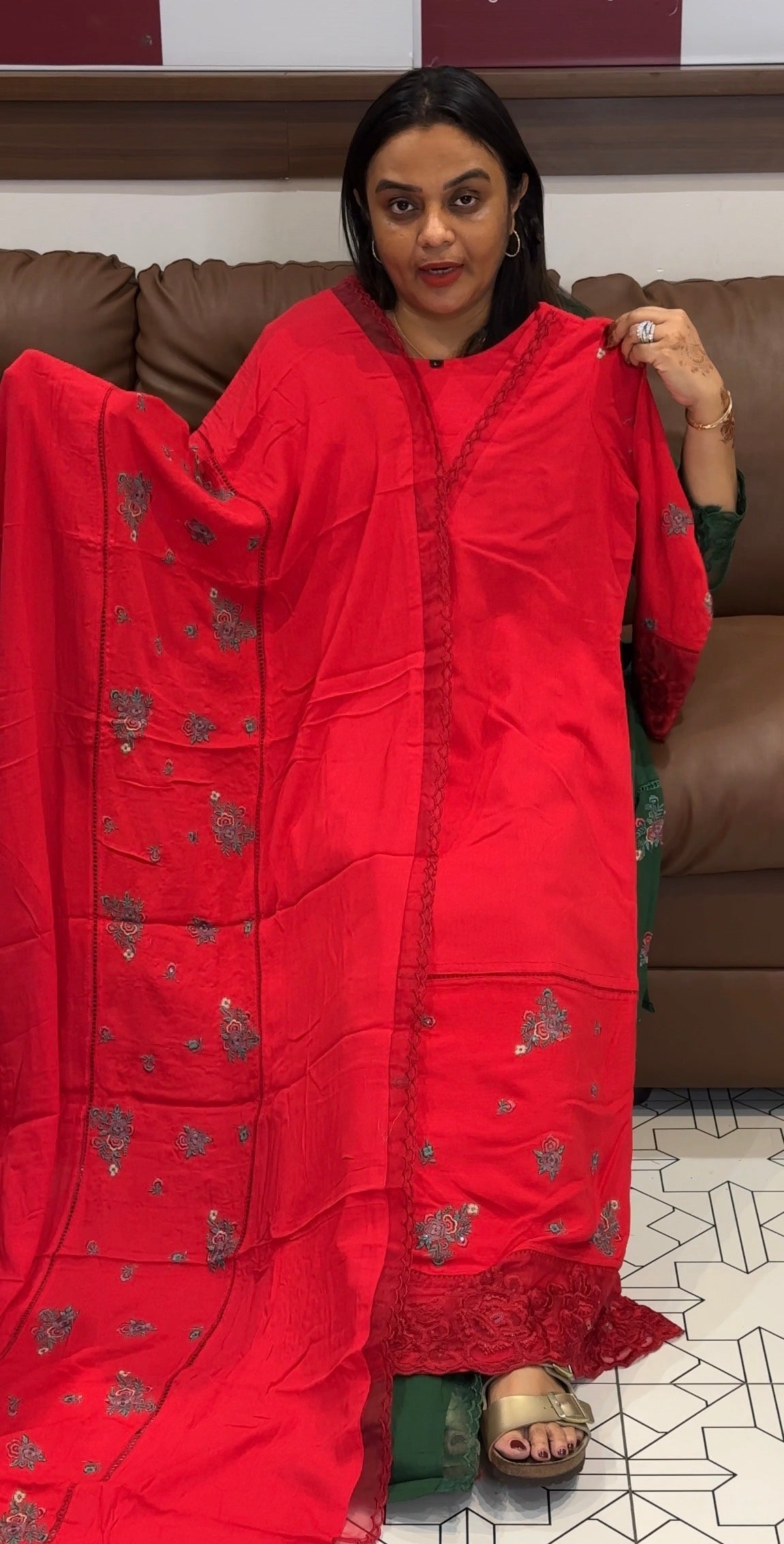 CRUSHED RAYON TOP,BOTTOM AND DUPATTA - IHA 31546