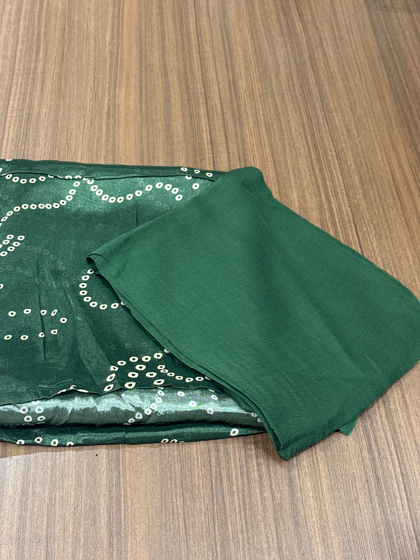 OFFER SALES UNSTITCHED SALWAR SUITS -  IHA 33834