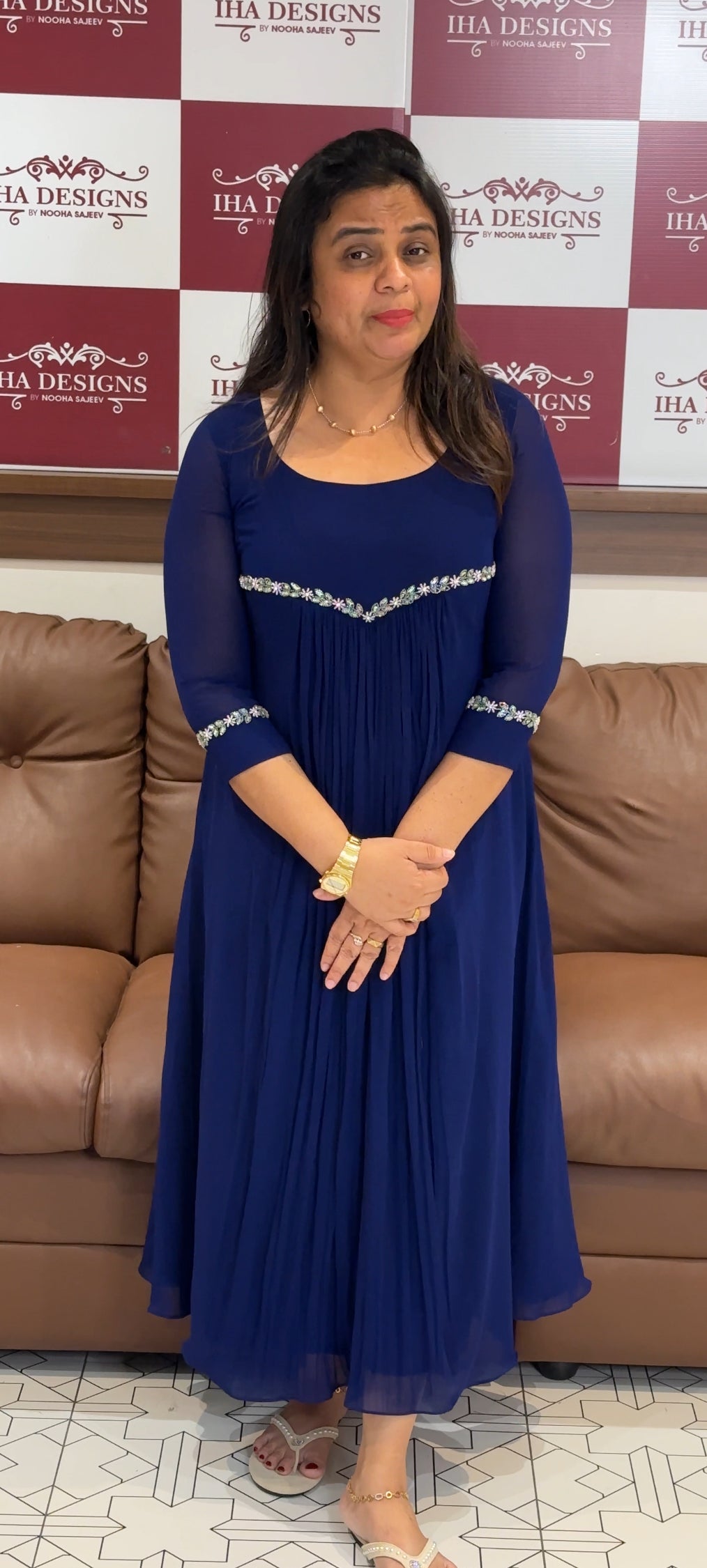 IHA'S IN-HOUSE HAND WORKED ALINE TOPS - IHA 27838