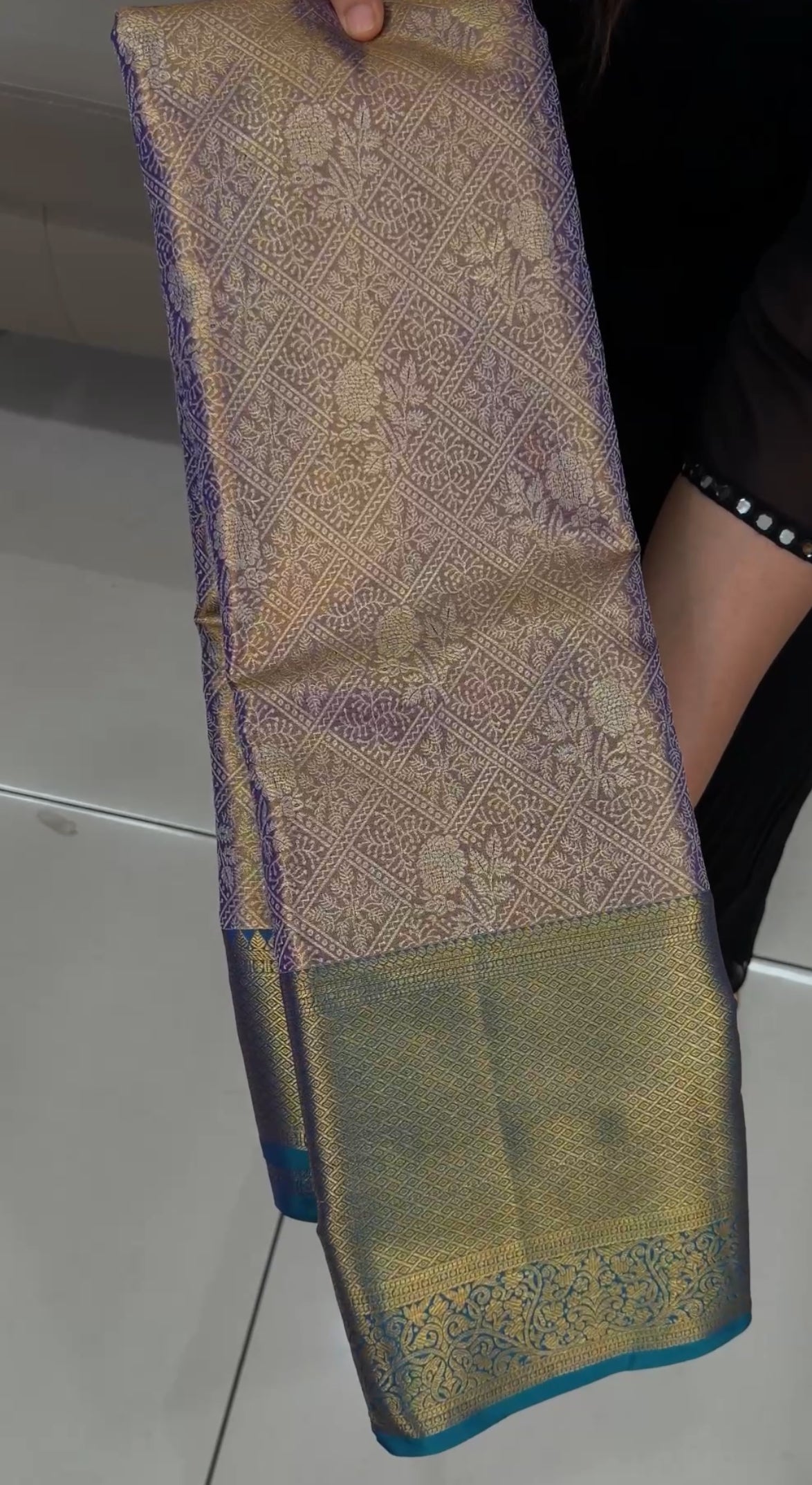 TISSUE KANCHIPURAM SILK SAREES - IHA 29253