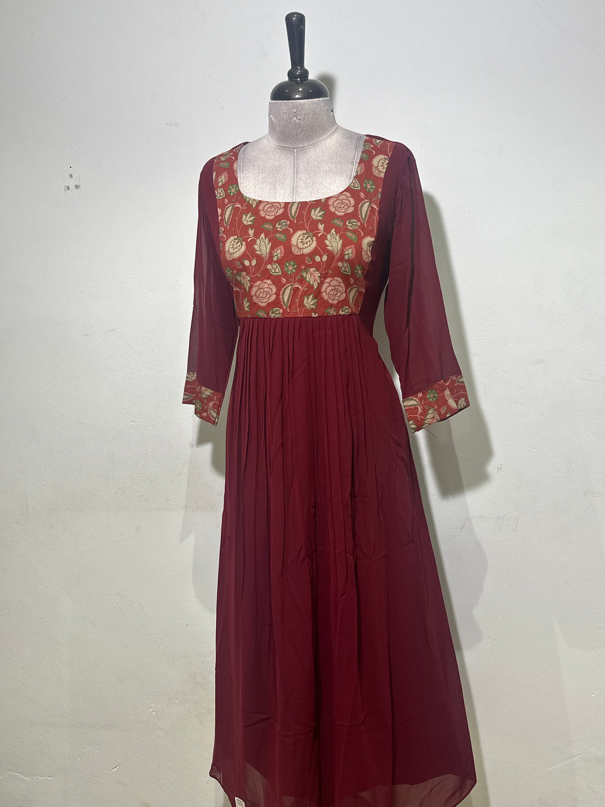 OFFER SALES TOP'S -  IHA 35796