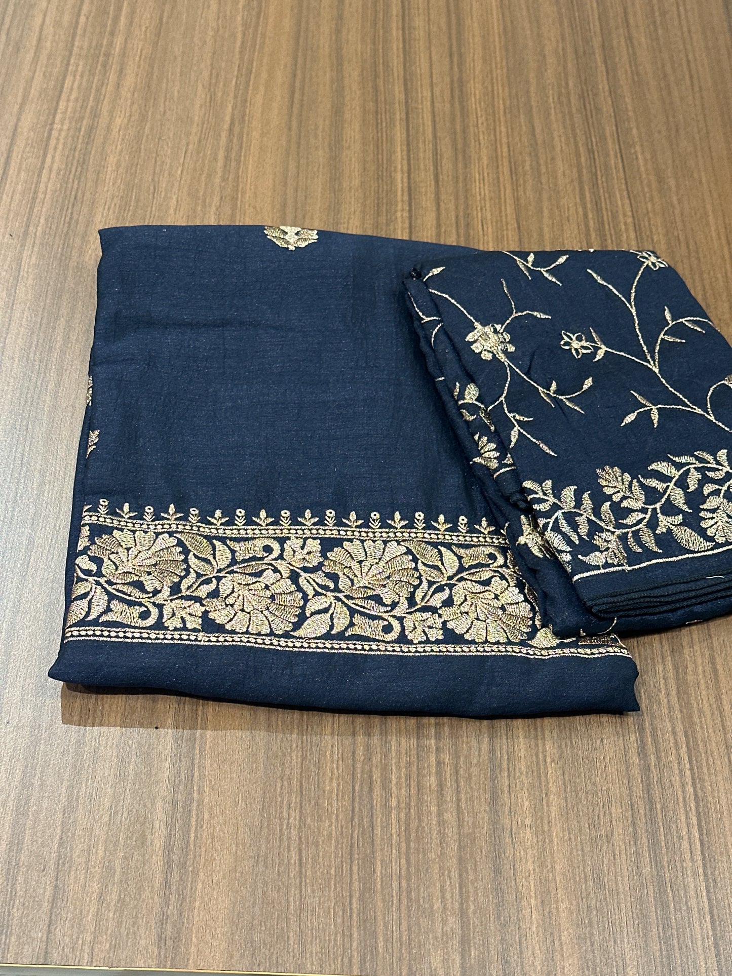 OFFER SALES UNSTITCHED SALWAR SUITS -  IHA 33901