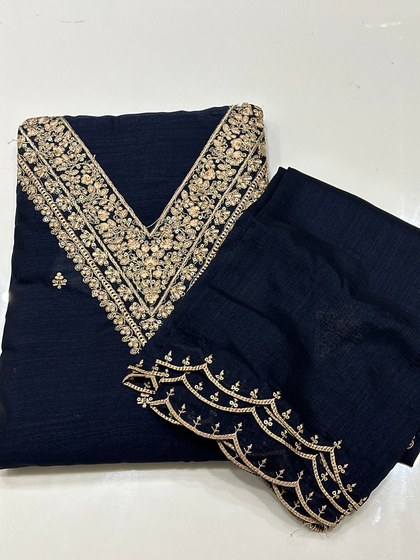OFFER SALES UNSTITCHED SALWAR SUITS -  IHA 33697