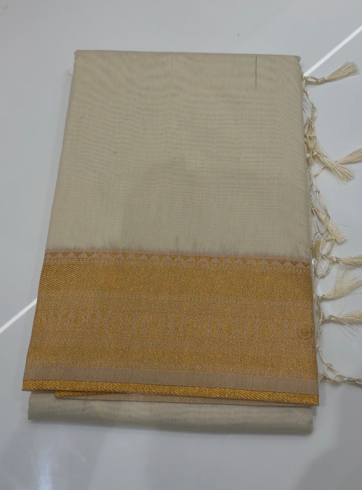 ONAM SAREES - IHA 34495