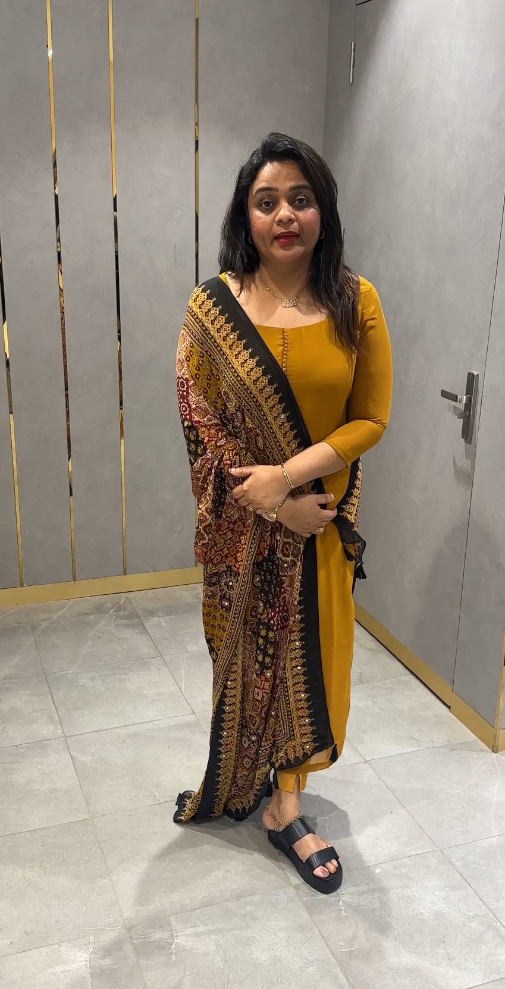IHA'S IN-HOUSE GEORGETTE ALINE TOP AND DUPATTA - IHA 25272