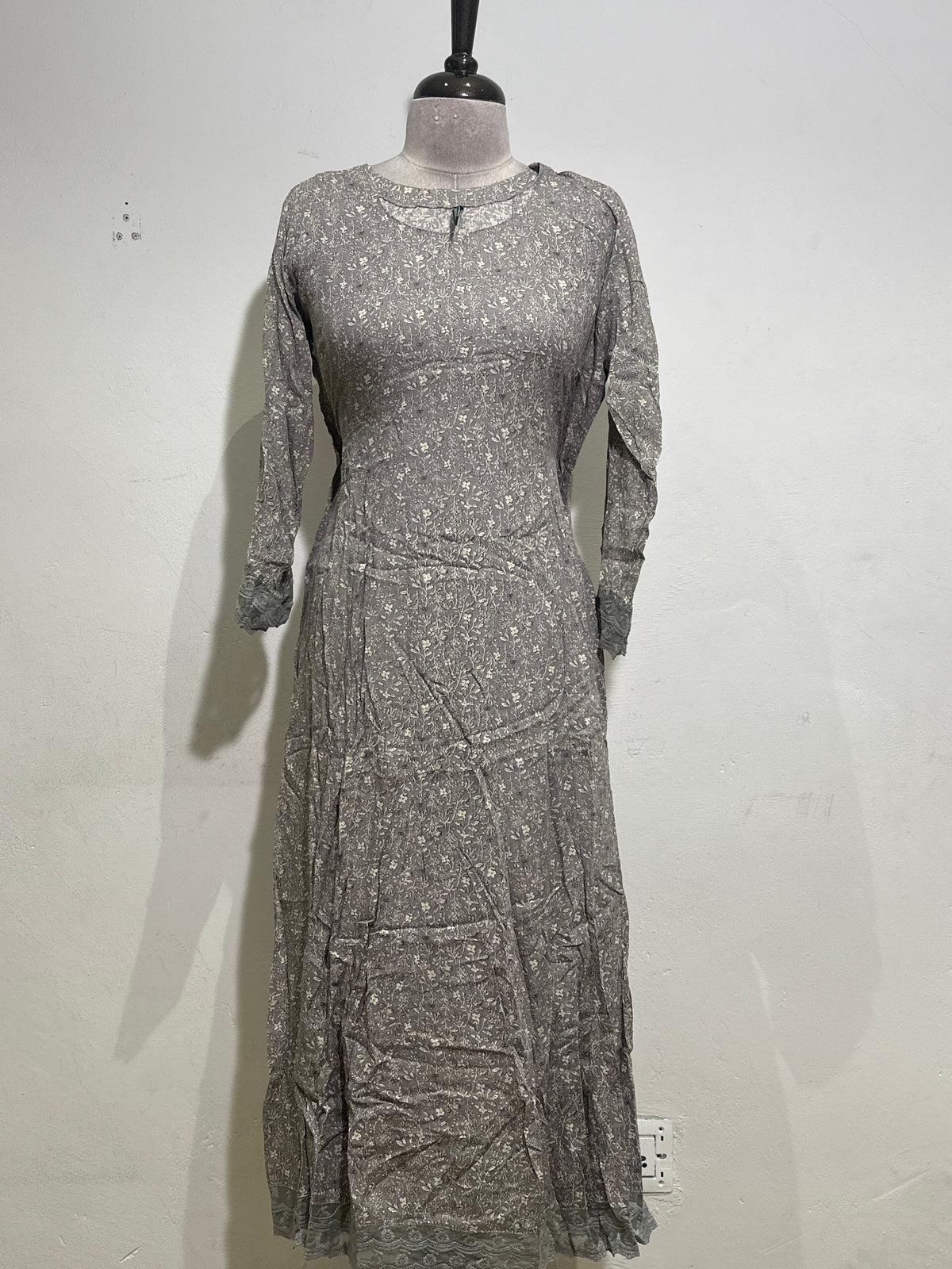 OFFER SALES TOP'S -  IHA 35680