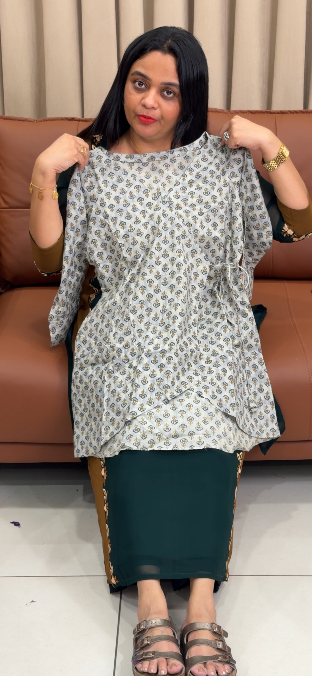IHA'S IN-HOUSE SHORT TOPS - IHA 35809