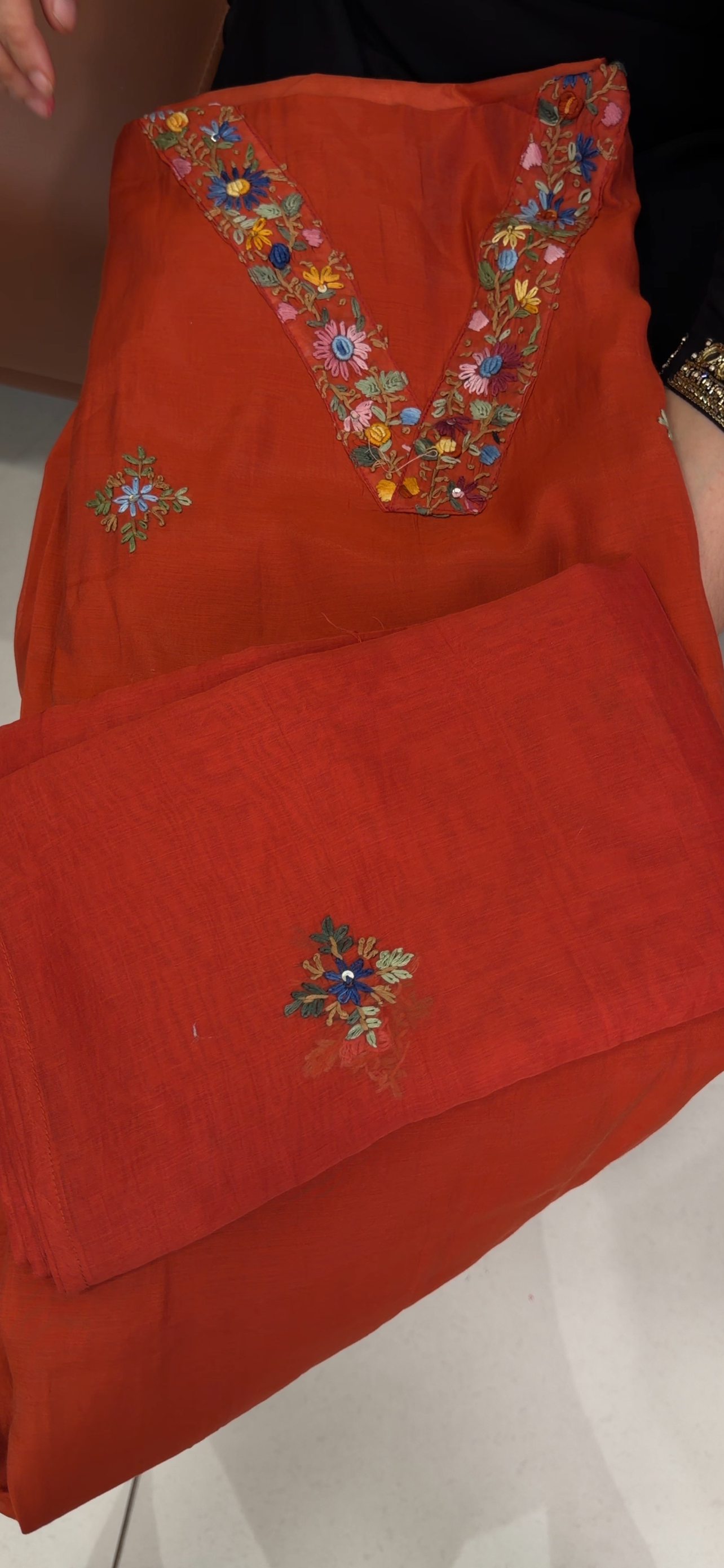 MALAI CHANDERI UNSTITCHED SALWAR SUITS - IHA 34631