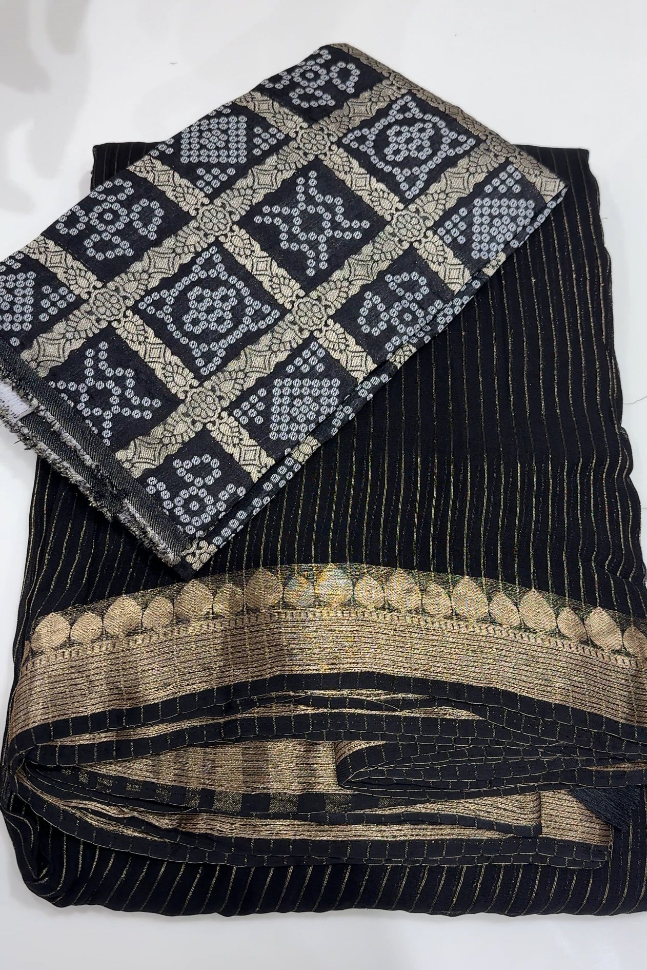 CRAPE GEORGETTE SAREES - IHA 25497