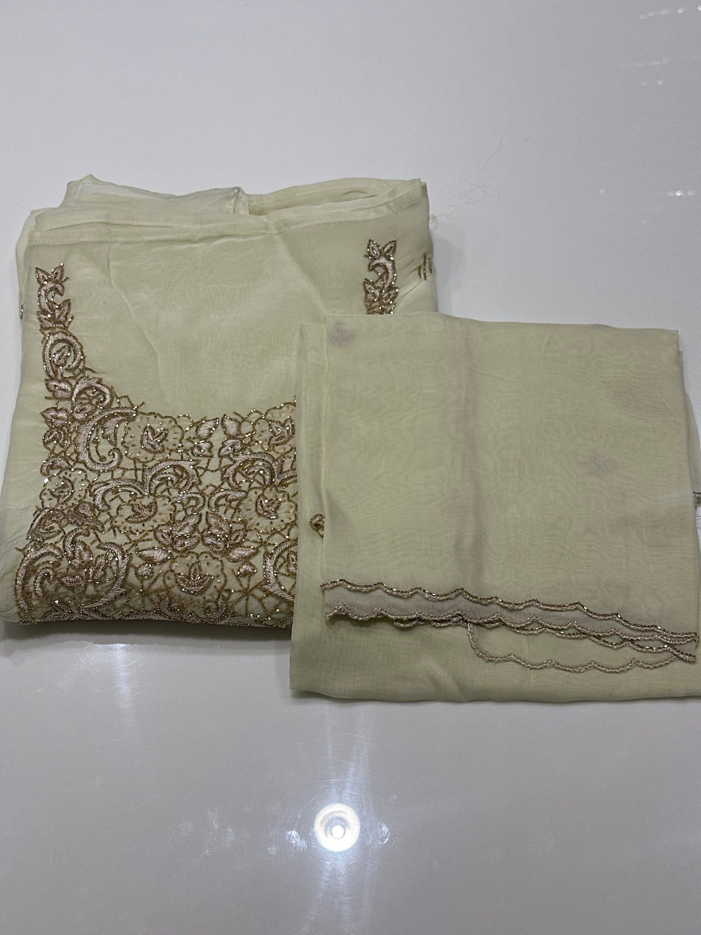 OFFER SALES UNSTITCHED SALWAR SUITS -  IHA 33613
