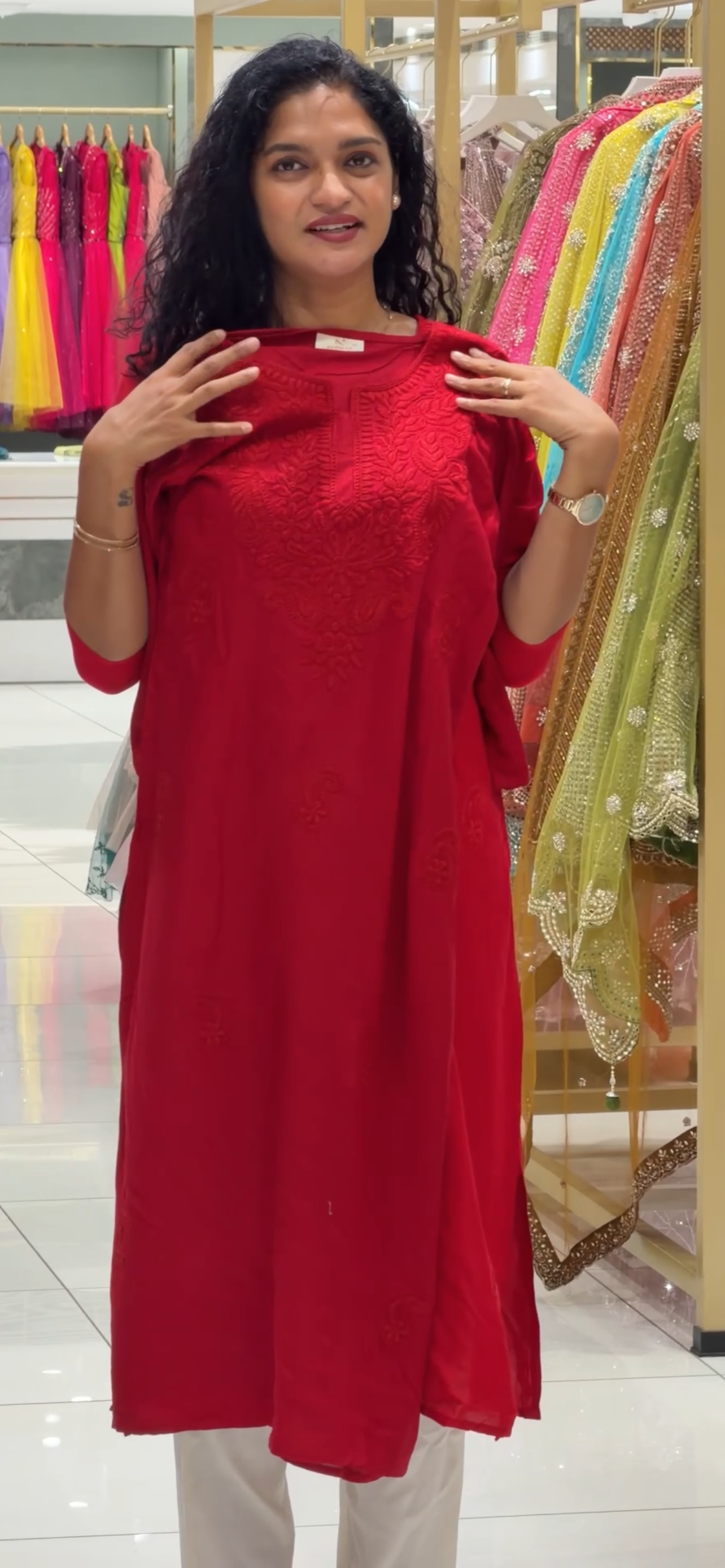 CHIKANKARI LONG TOPS - IHA 34164