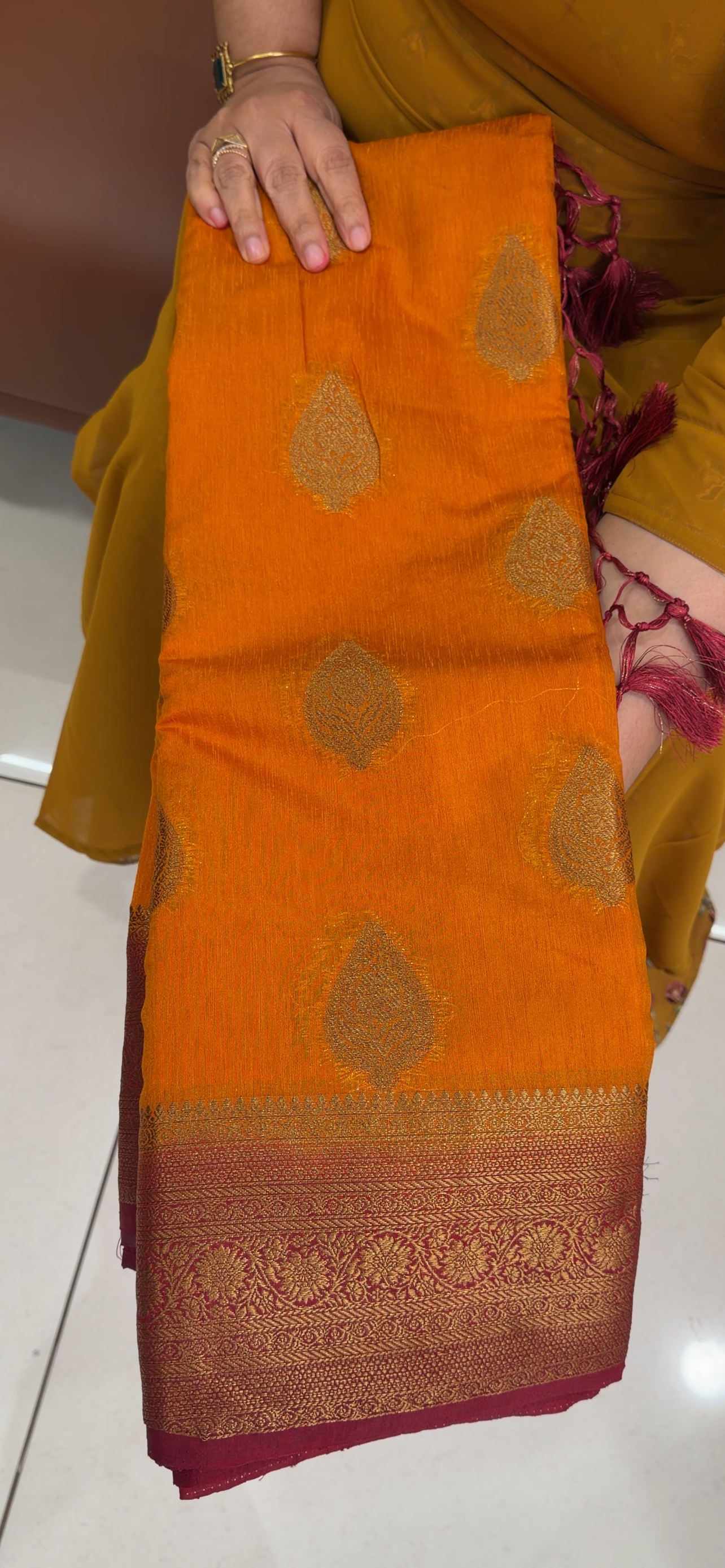 SEMI BANARASI SAREES - IHA 34411