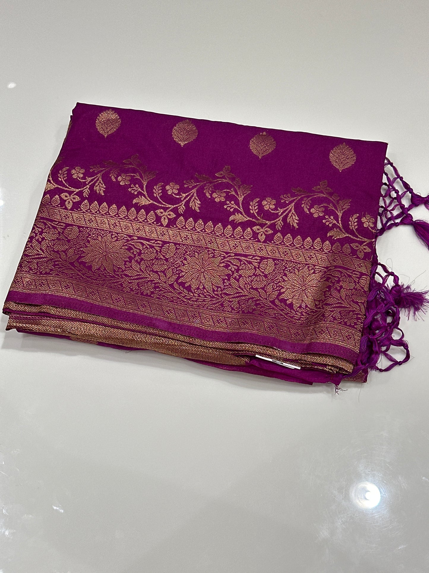 OFFER SALES SAREES - IHA 27211