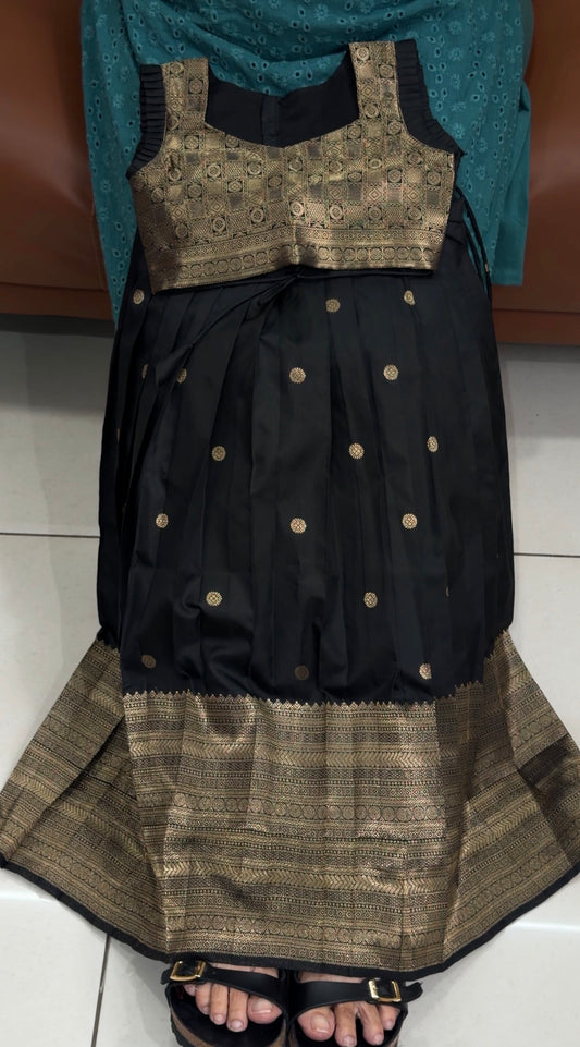 IHA'S IN-HOUSE KIDS CROP TOP AND SKIRTS - IHA 34765
