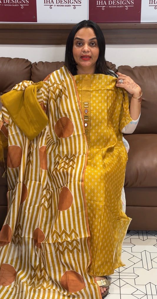 PRINTED UNSTITCHED SALWAR SUITS - IHA 31554