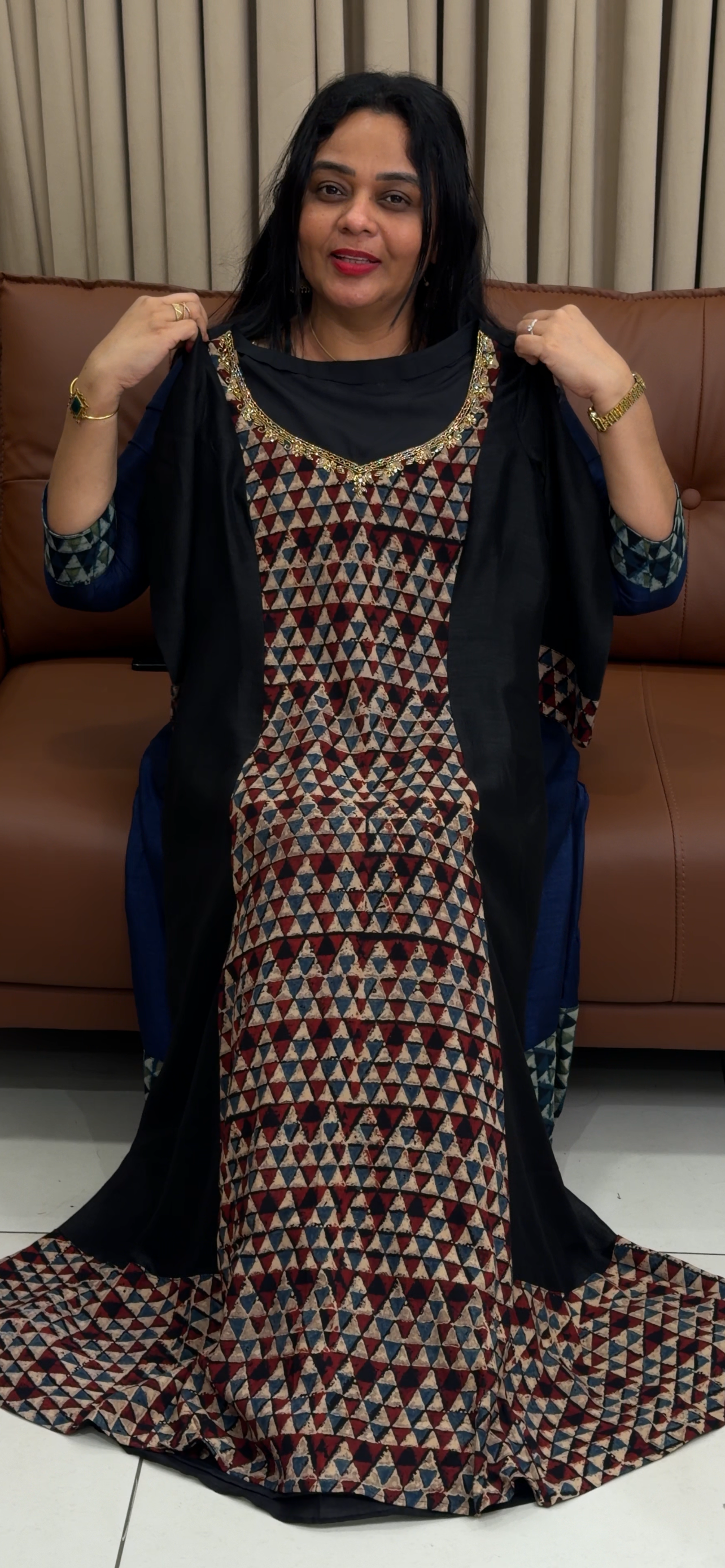 IHA'S IN-HOUSE ALINE TOPS - IHA 34520