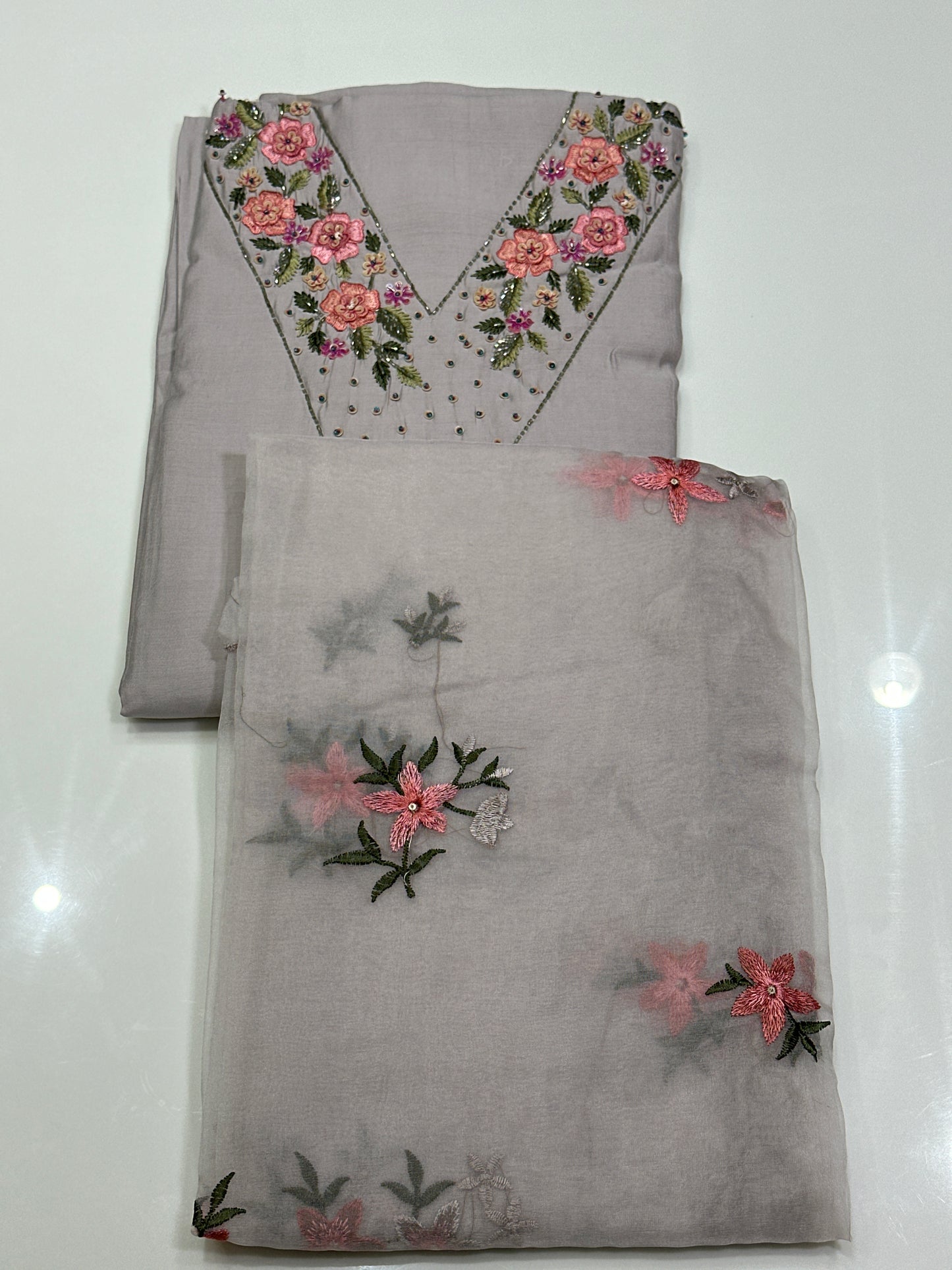 OFFER SALES UNSTITCHED SALWAR SUITS -  IHA 33486