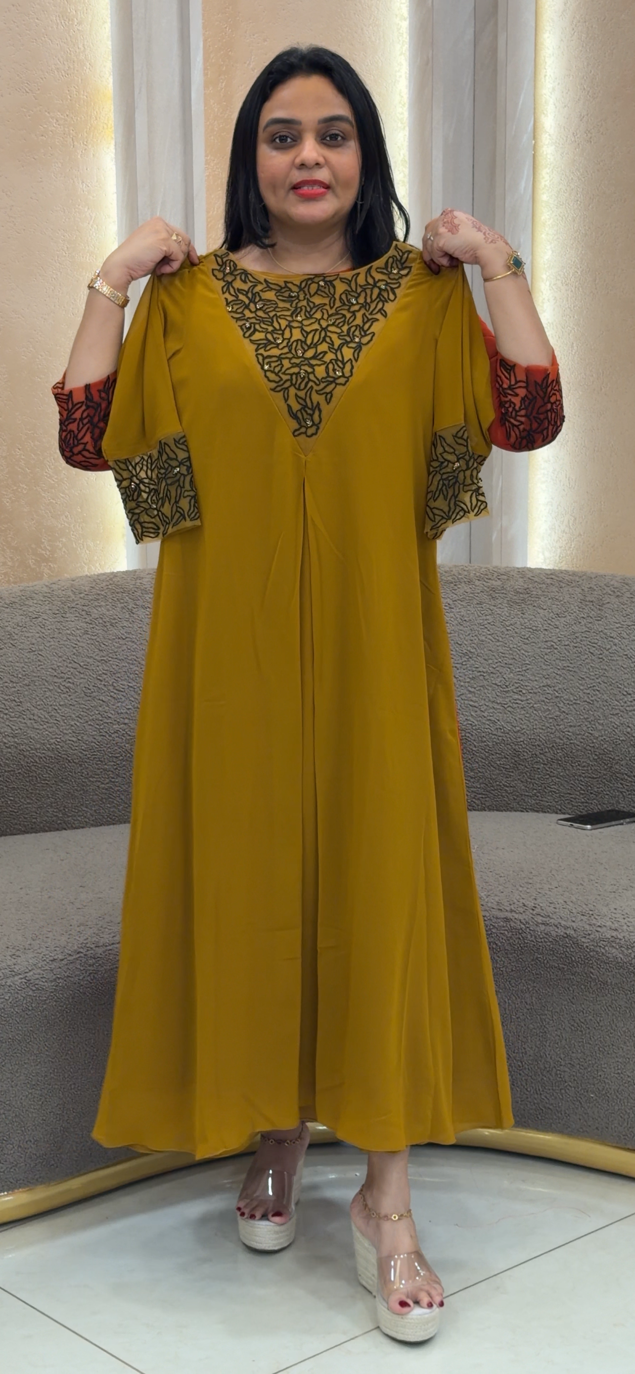 IHA'S IN-HOUSE DESIGNER ALINE TOPS - IHA 32993