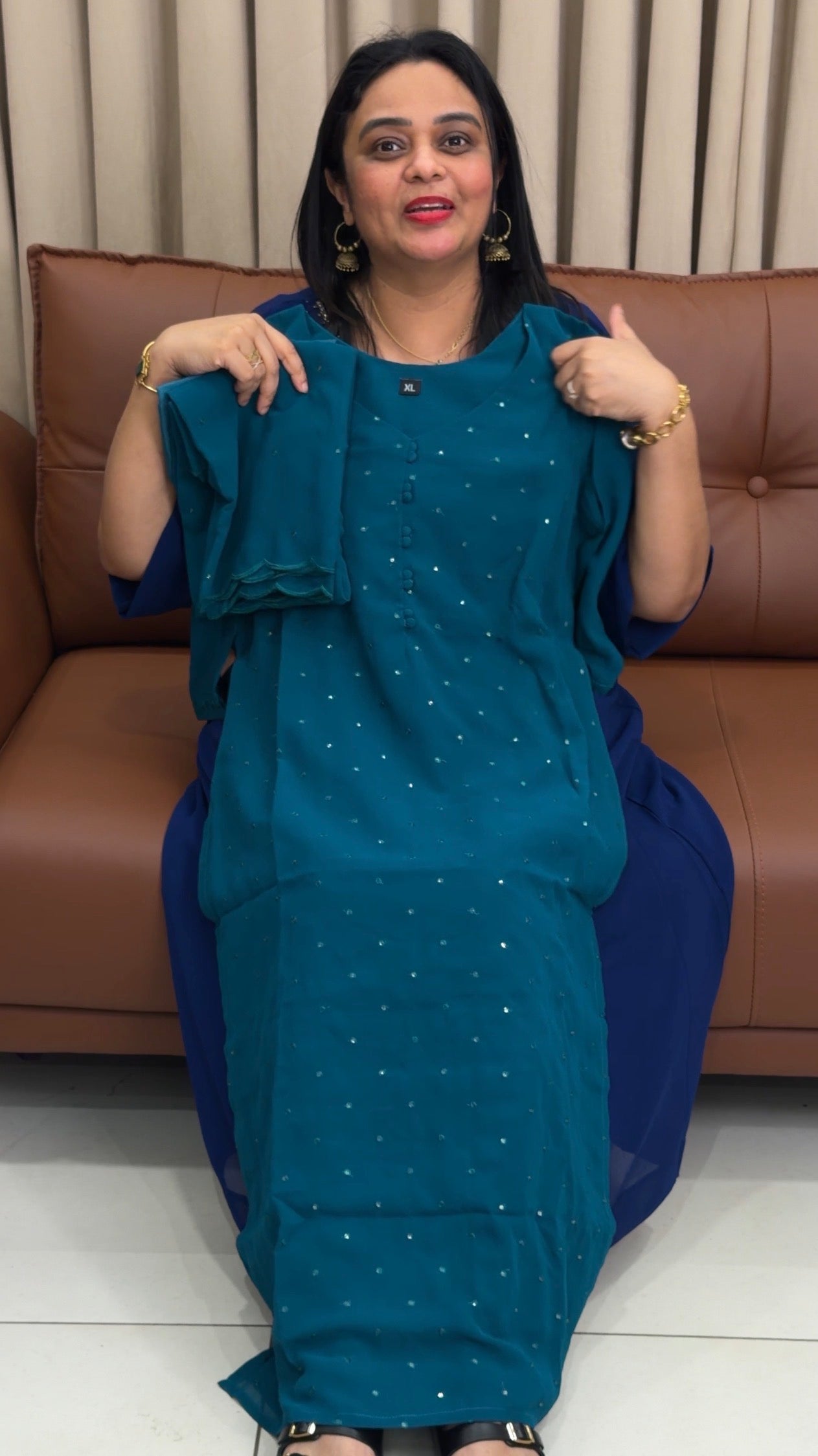 OFFER SALES READY TO WEAR SETS - IHA 34077