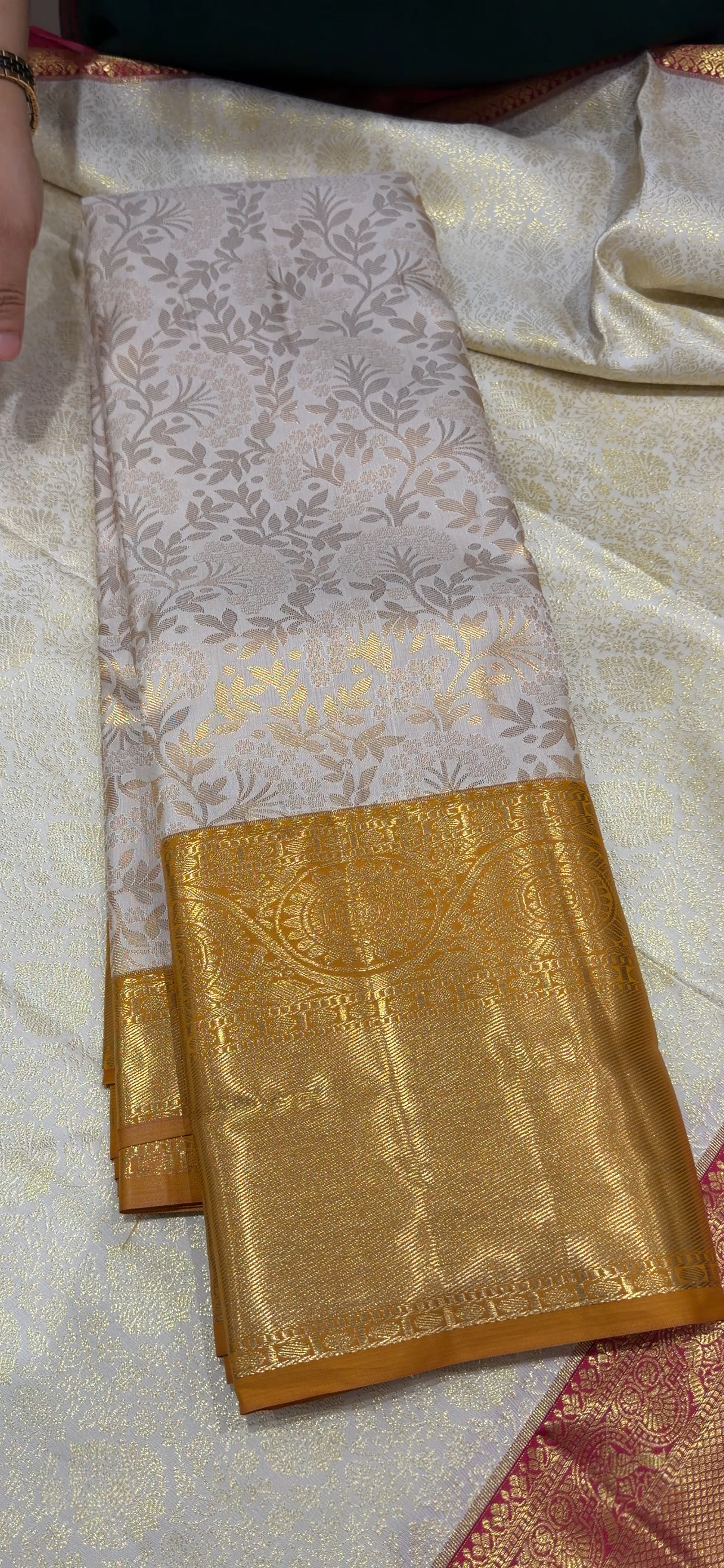 SEMI KANCHIPURAM SAREES - IHA 33926