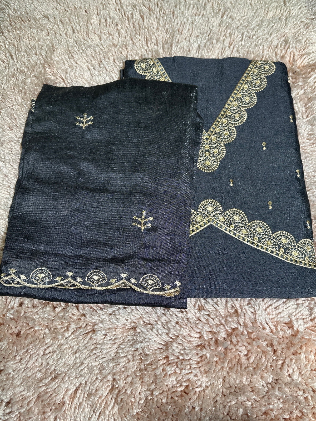 OFFER SALES UNSTITCHED SALWAR SUITS -  IHA 35817