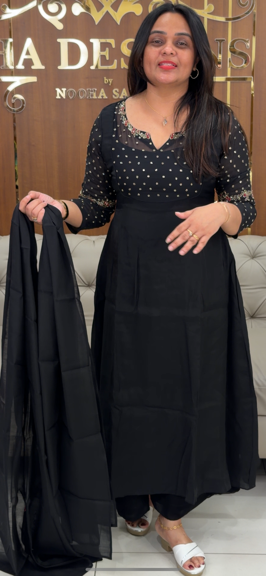 IHA'S IN-HOUSE SLITTED TOP AND DUPATTA - IHA  29104