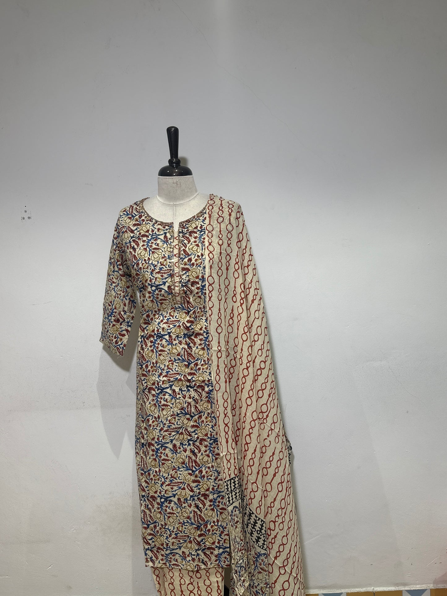 OFFER SALES TOP AND  BOTTOM  -  IHA 34350