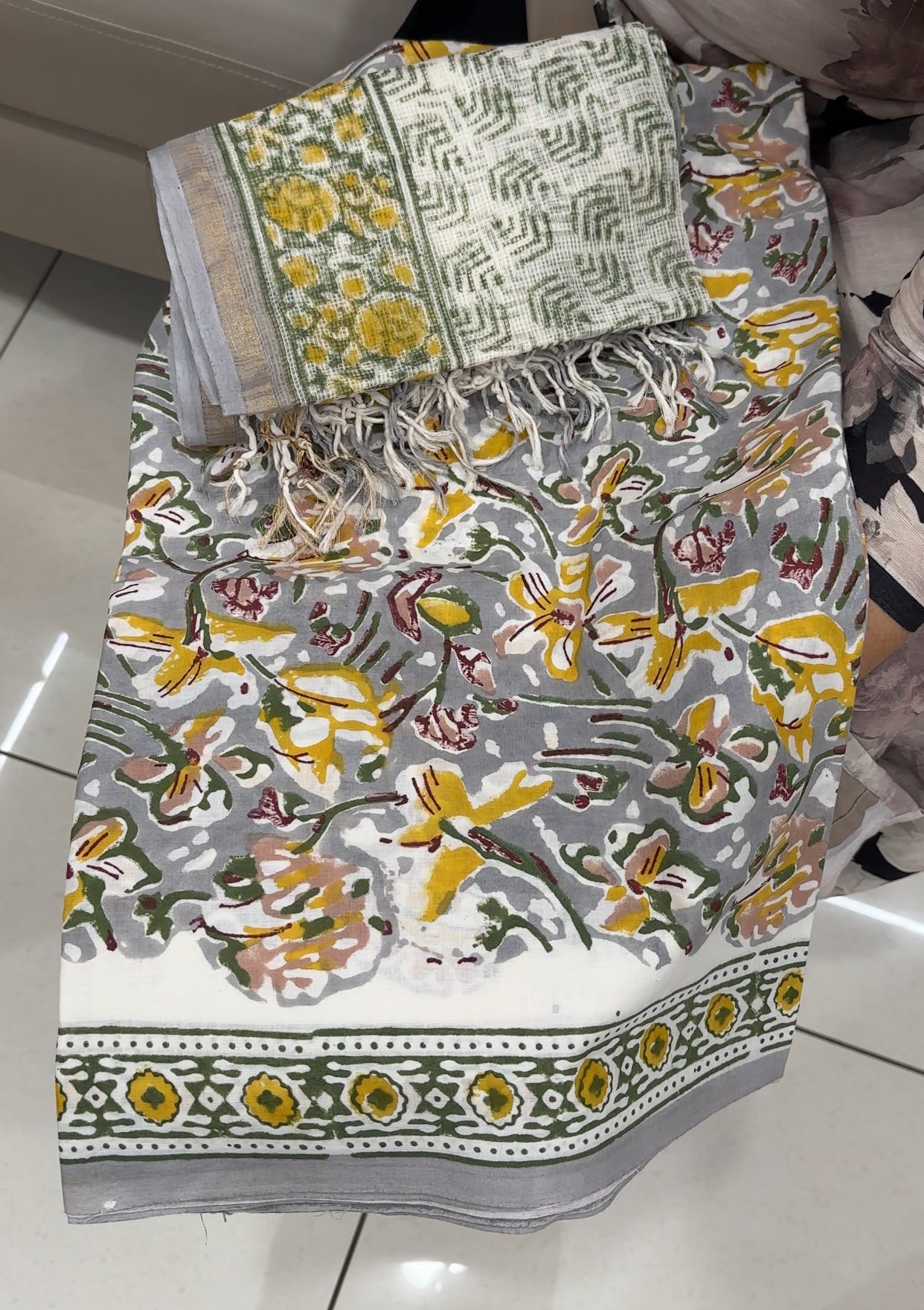 PRINTED COTTON UNSTITCHED SALWAR SUITS - IHA 28645