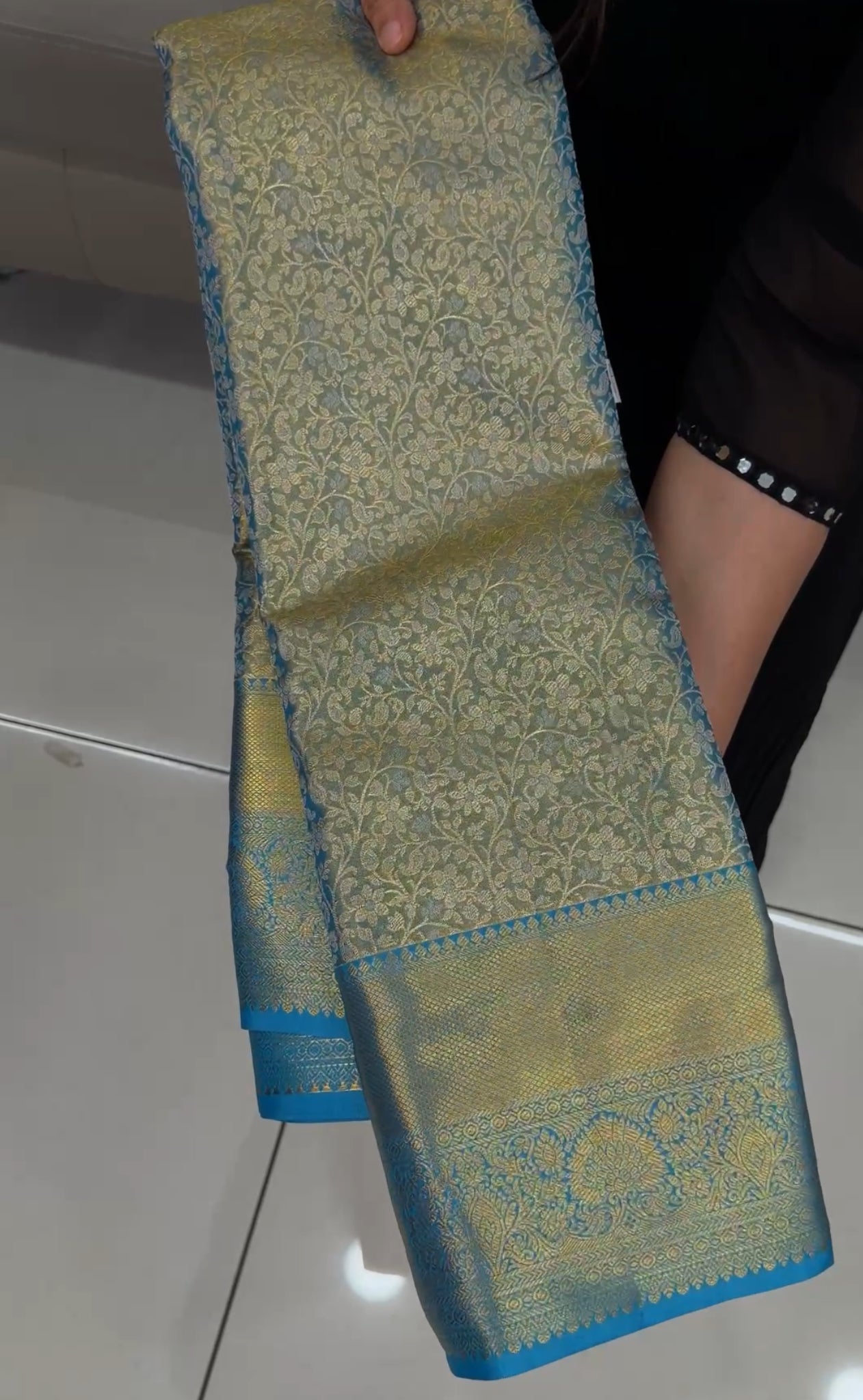 TISSUE KANCHIPURAM SILK SAREES - IHA 29253