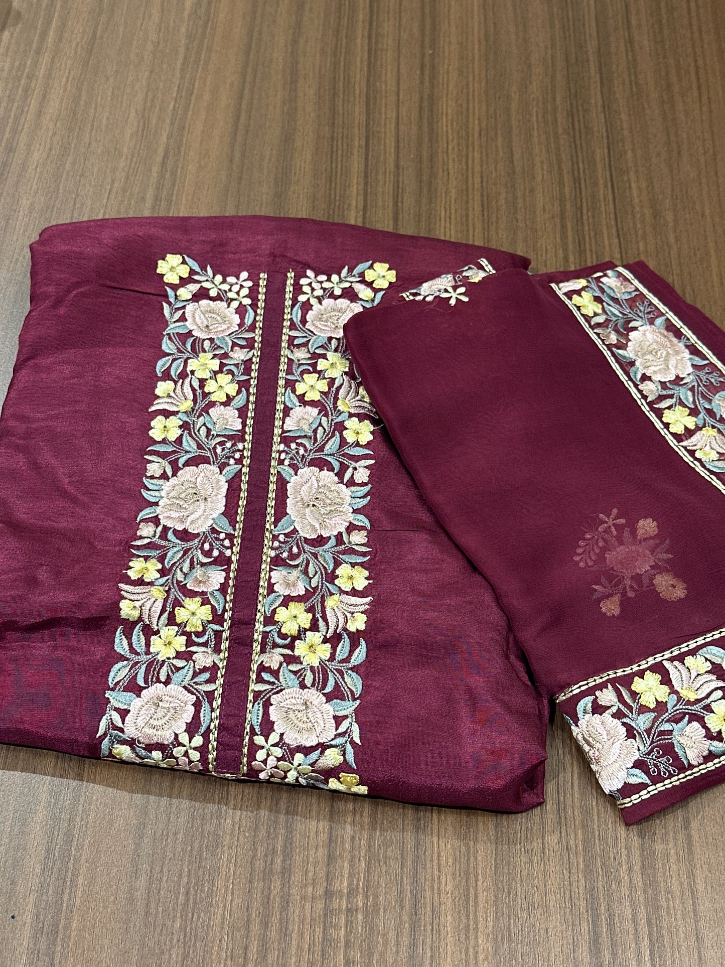 OFFER SALES UNSTITCHED SALWAR SUITS -  IHA 34052