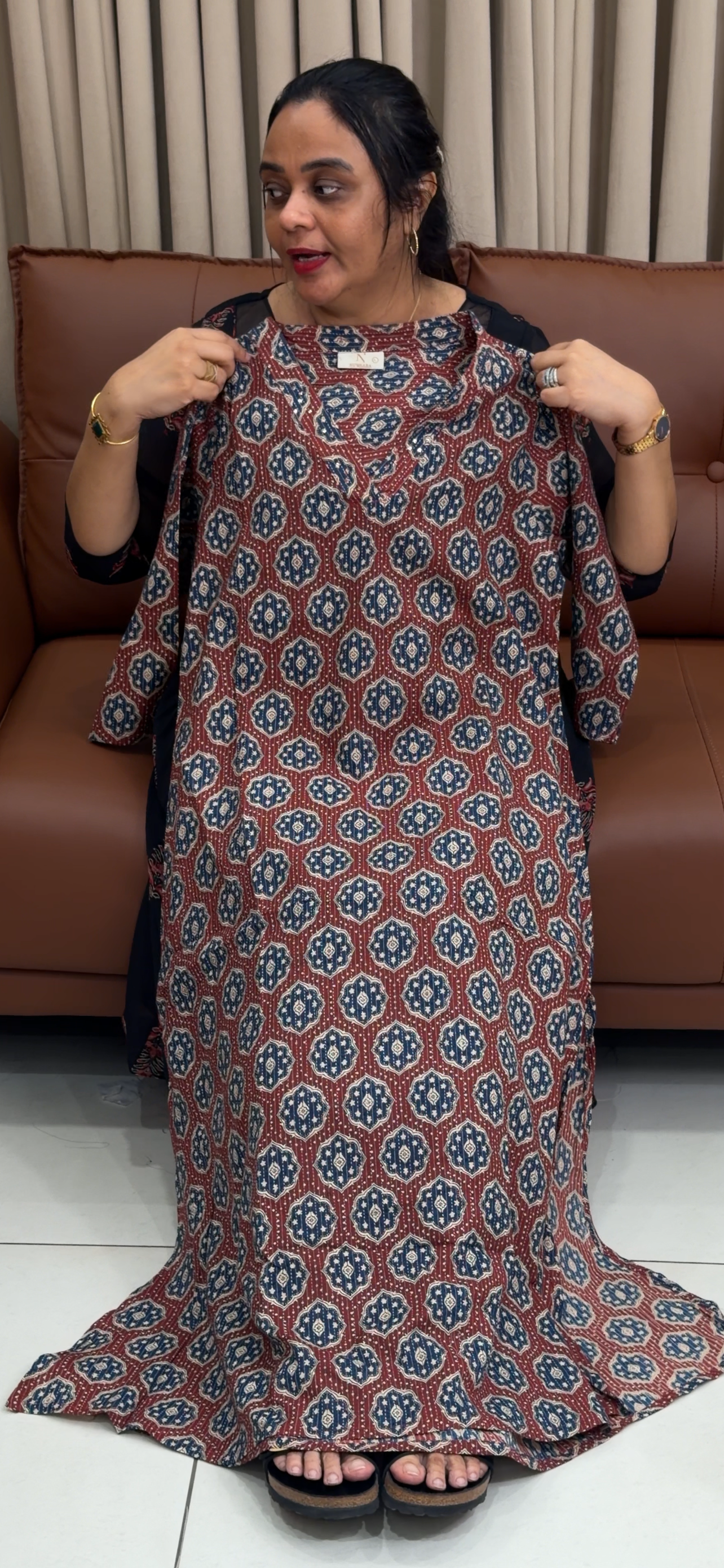 OFFER SALES TOPS - IHA 34739